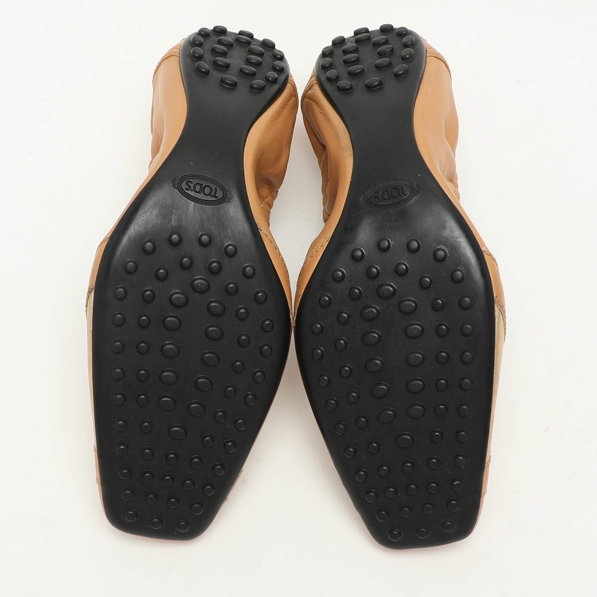Tod's Brown/Gold Leather Embellished Scrunch Ballet Flats Size 40 For Sale 2