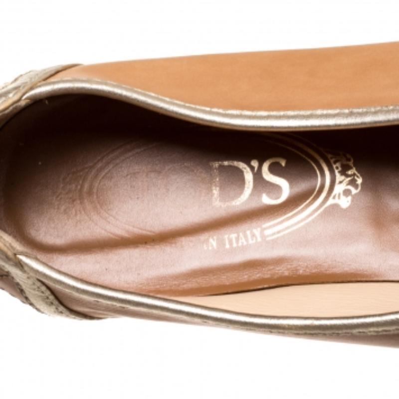Tod's - Baskets à lacets en cuir marron/doré - Taille 38 en vente 2