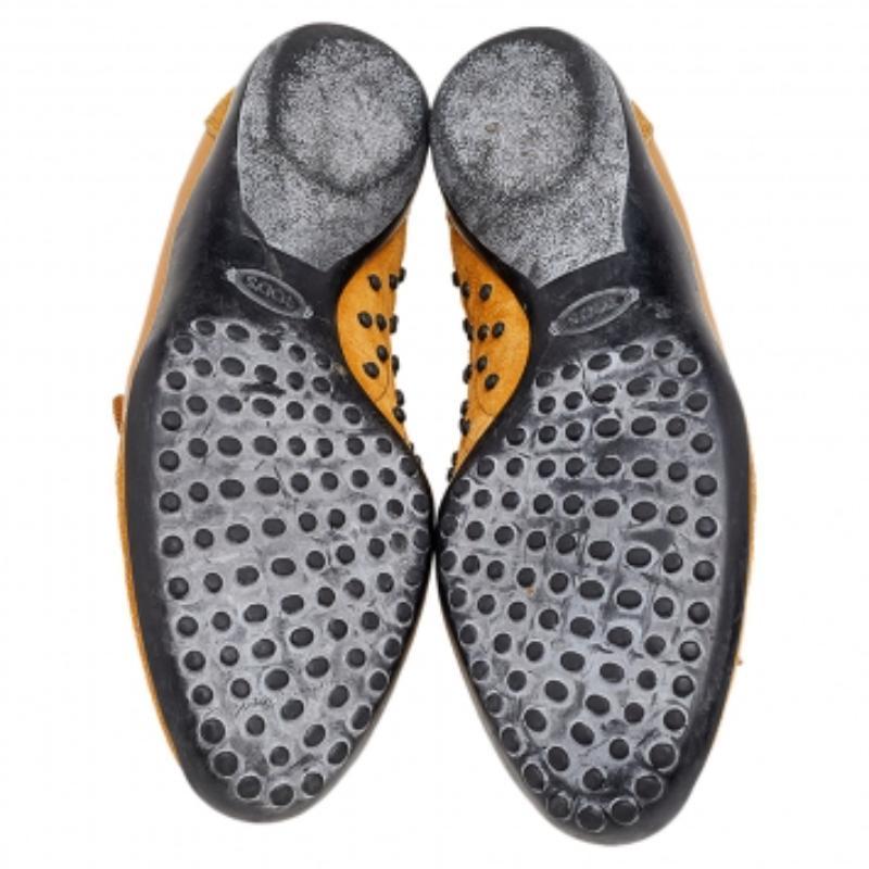 Marrone Tod's Sneakers stringate in pelle e pelle scamosciata marrone misura 37,5 in vendita