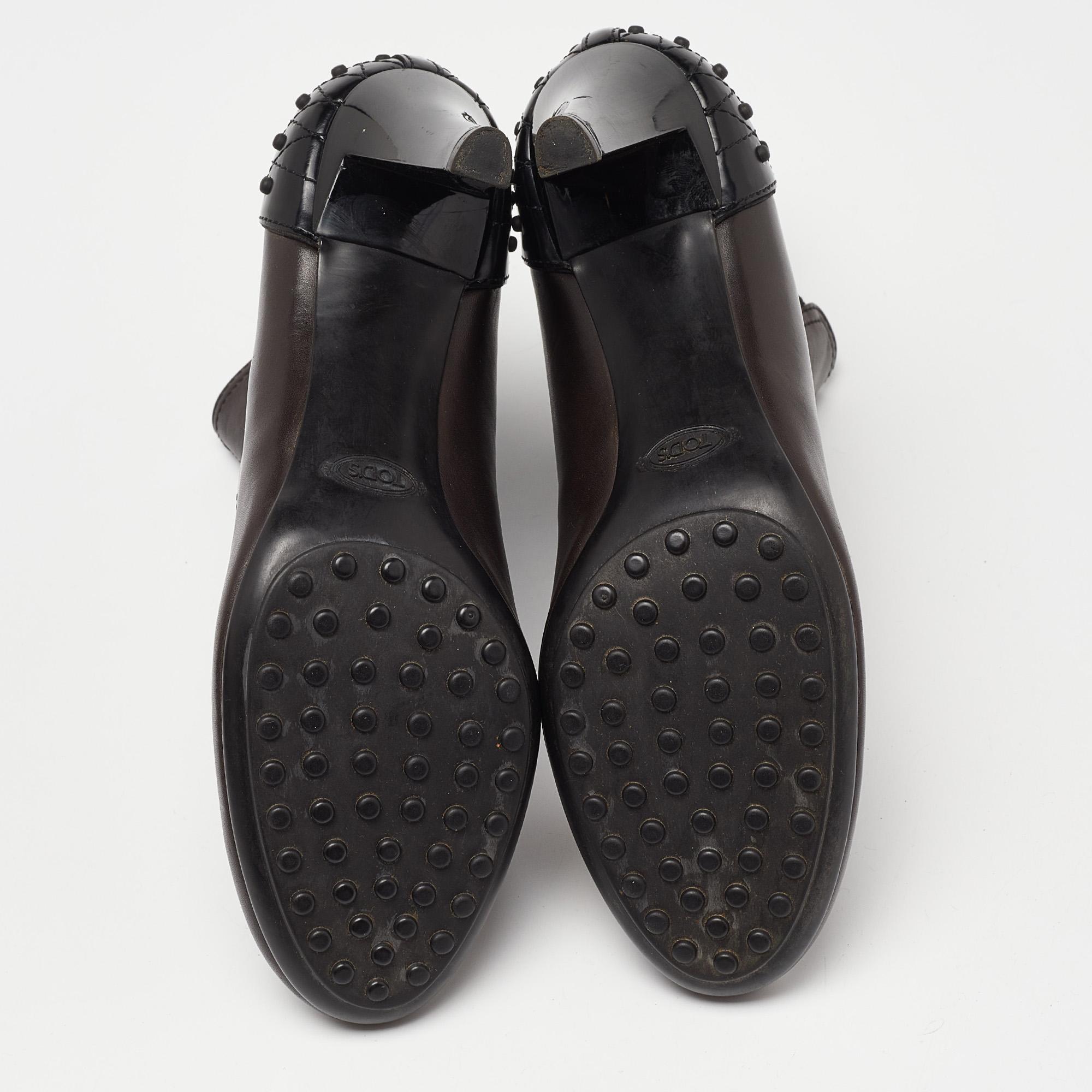 Tod's Brown Leather Ankle Booties Size 37.5 For Sale 1