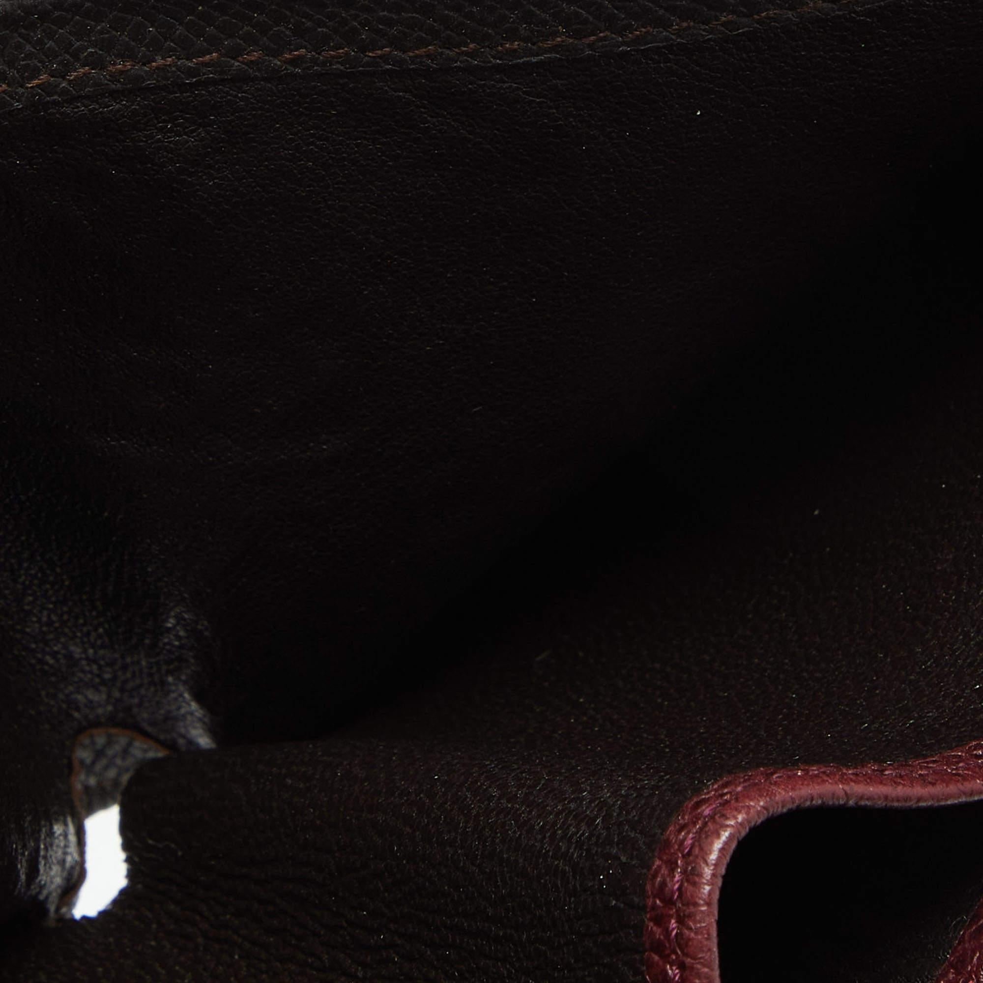 Black Tod's Brown Leather Bifold Wallet For Sale