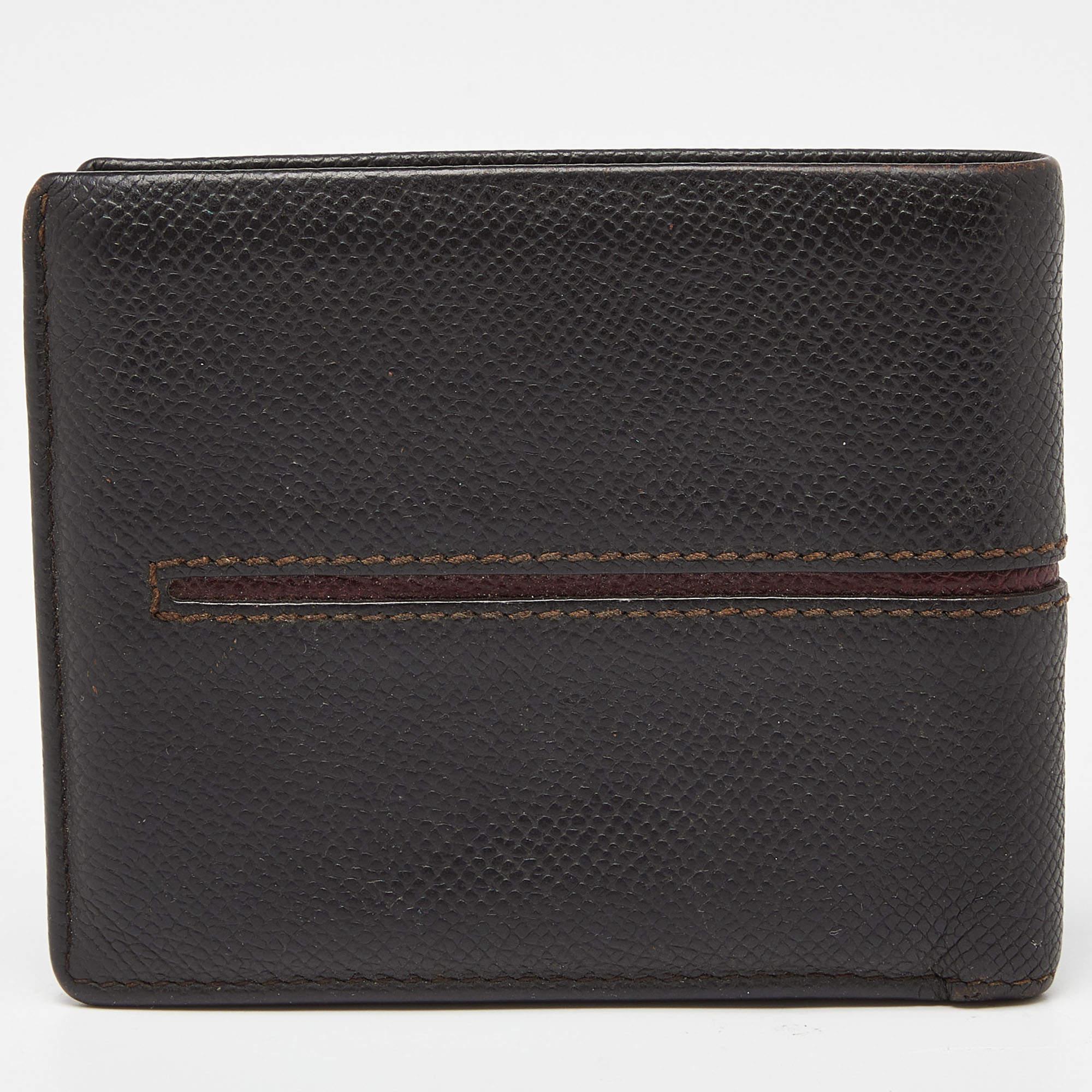 Men's Tod's Brown Leather Bifold Wallet For Sale