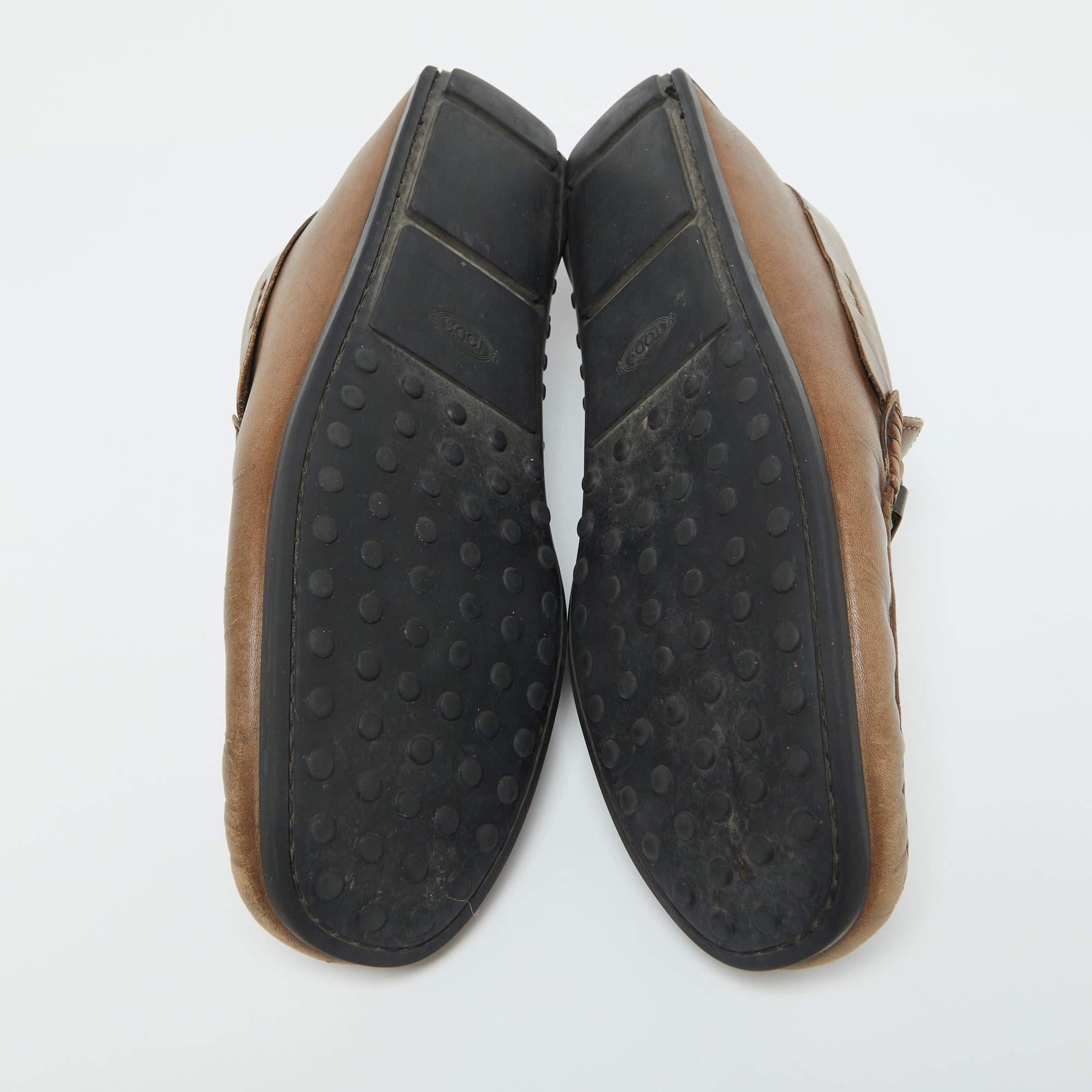 Tod's Brown Leather Buckle Detail Loafers Size 41.5 For Sale 2