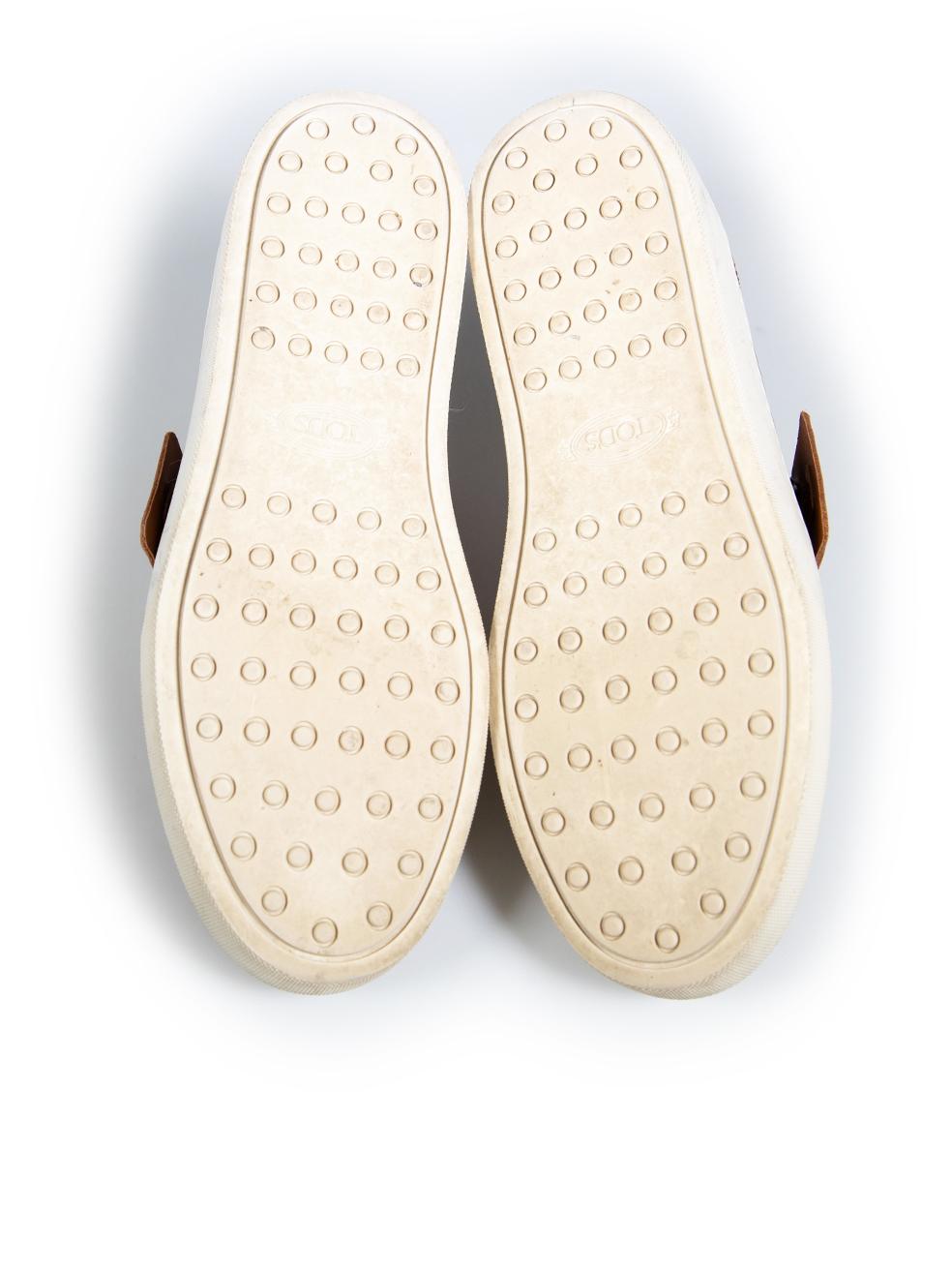 Tod's Brown Leather Buckle Detail Slip-On Shoes Size IT 36.5 In Good Condition For Sale In London, GB