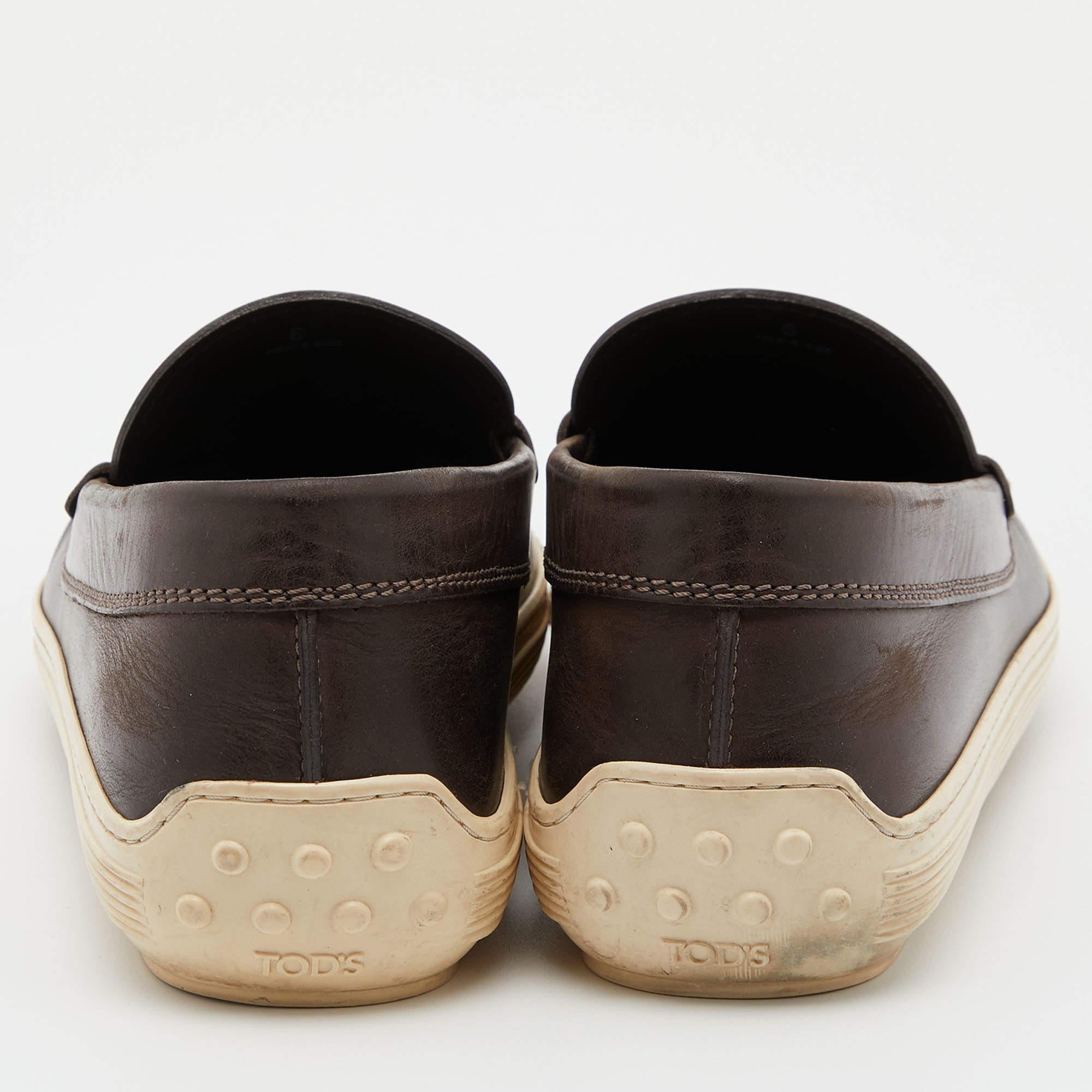 Men's Tod's Brown Leather Driver Loafers Size 39.5 For Sale