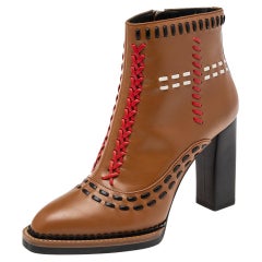 Tod's, pelle marrone con dettaglio Stitch by Stitch, stivaletti con tacco a blocco misura 36