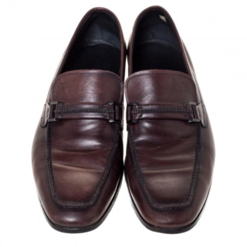 Tod's Brown Leder Gommino Loafers Größe 41 im Angebot 1