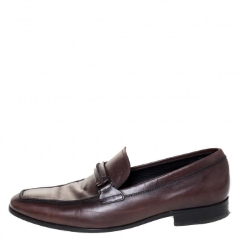 Tod's Brown Leder Gommino Loafers Größe 41 im Angebot 2