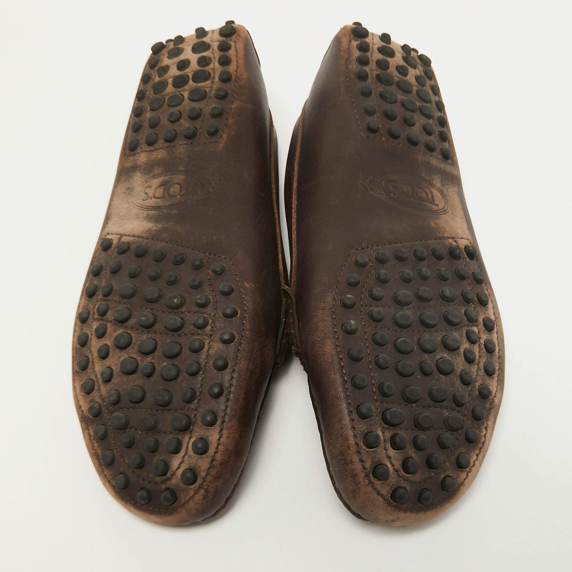 Tod's Brown Leather Gommino Slip On Loafers Size 36 For Sale 1