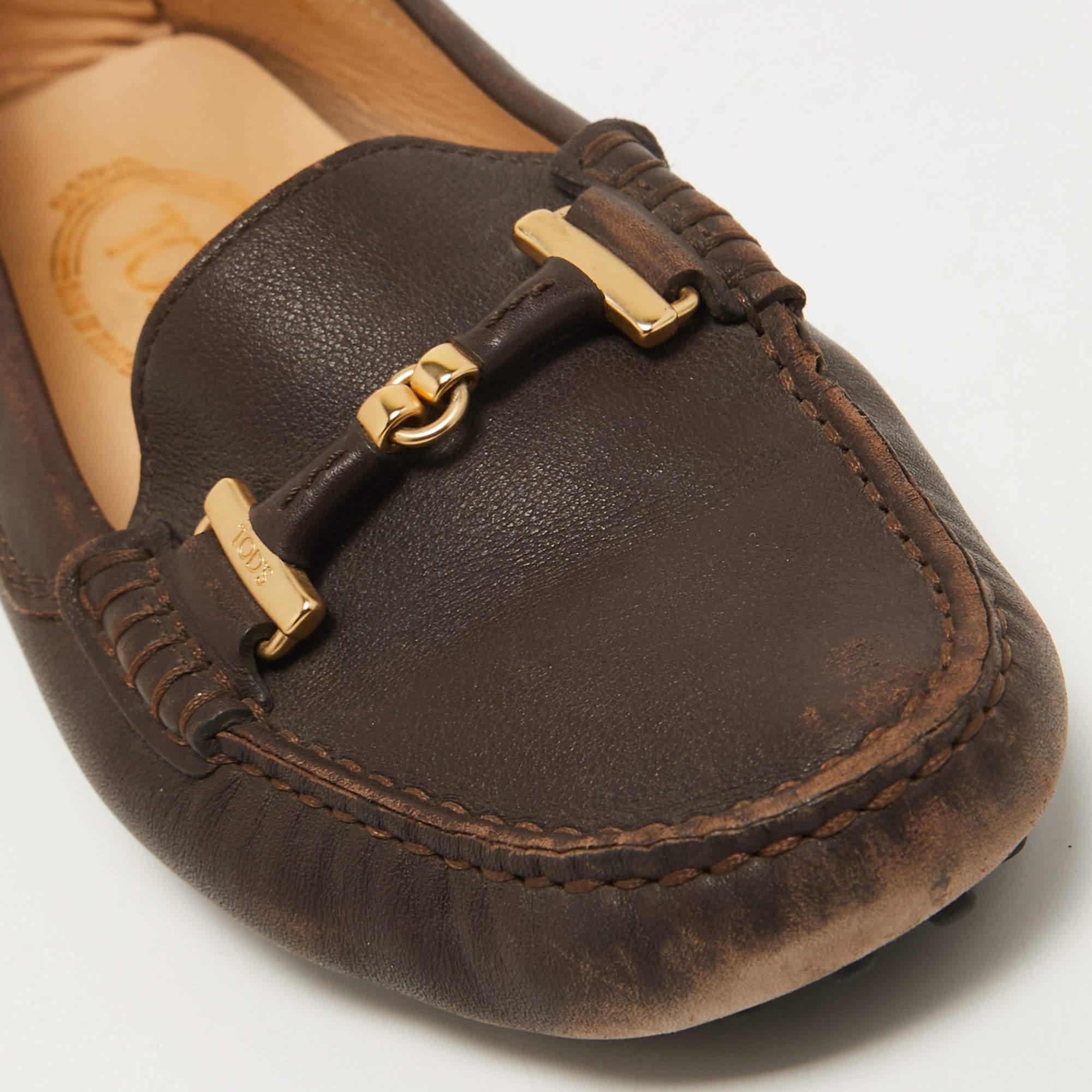 Tod's Brown Leather Gommino Slip On Loafers Size 36 For Sale 2
