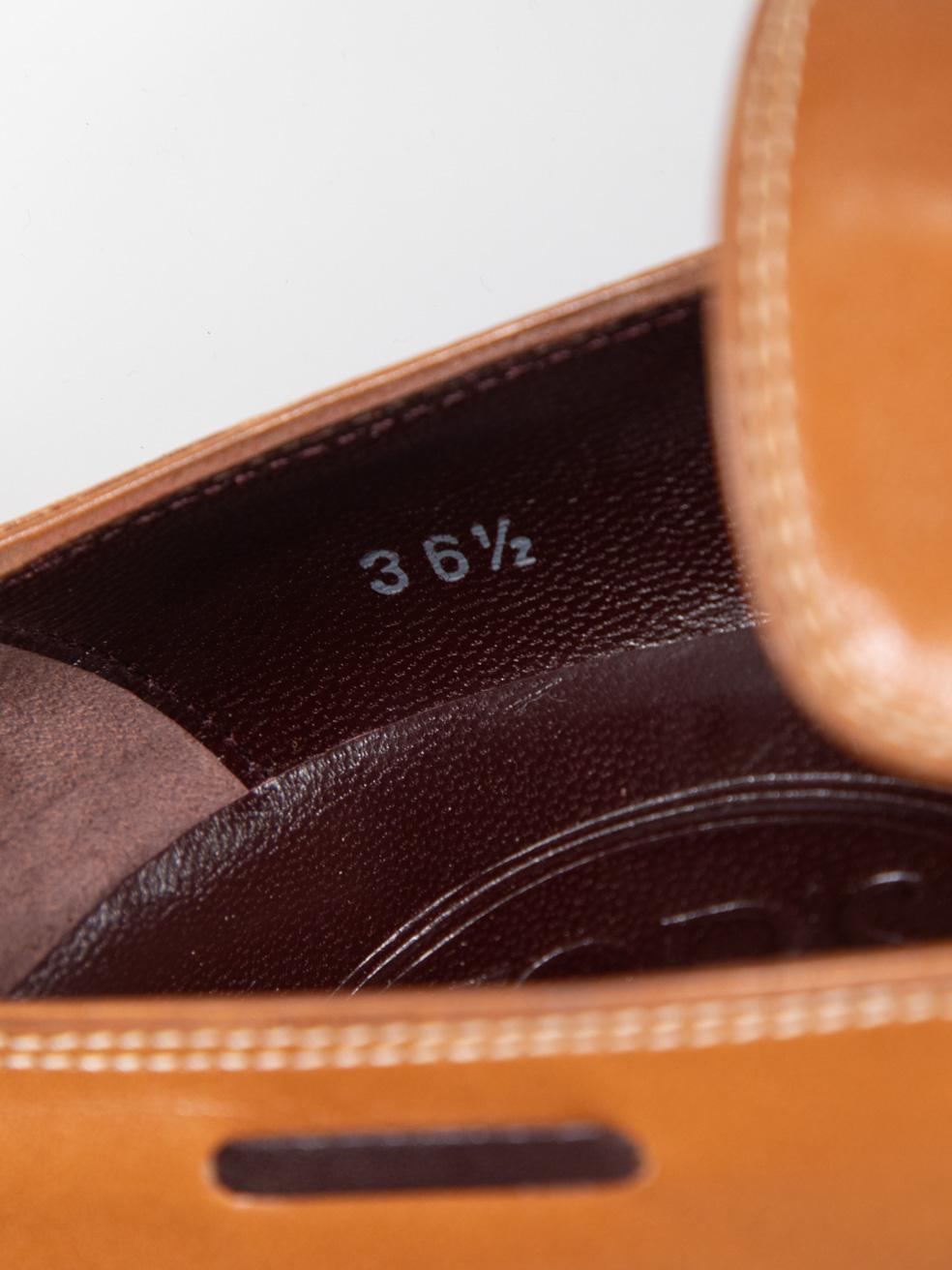 Tod's Brown Leather Loafer Pumps Size IT 36.5 For Sale 2