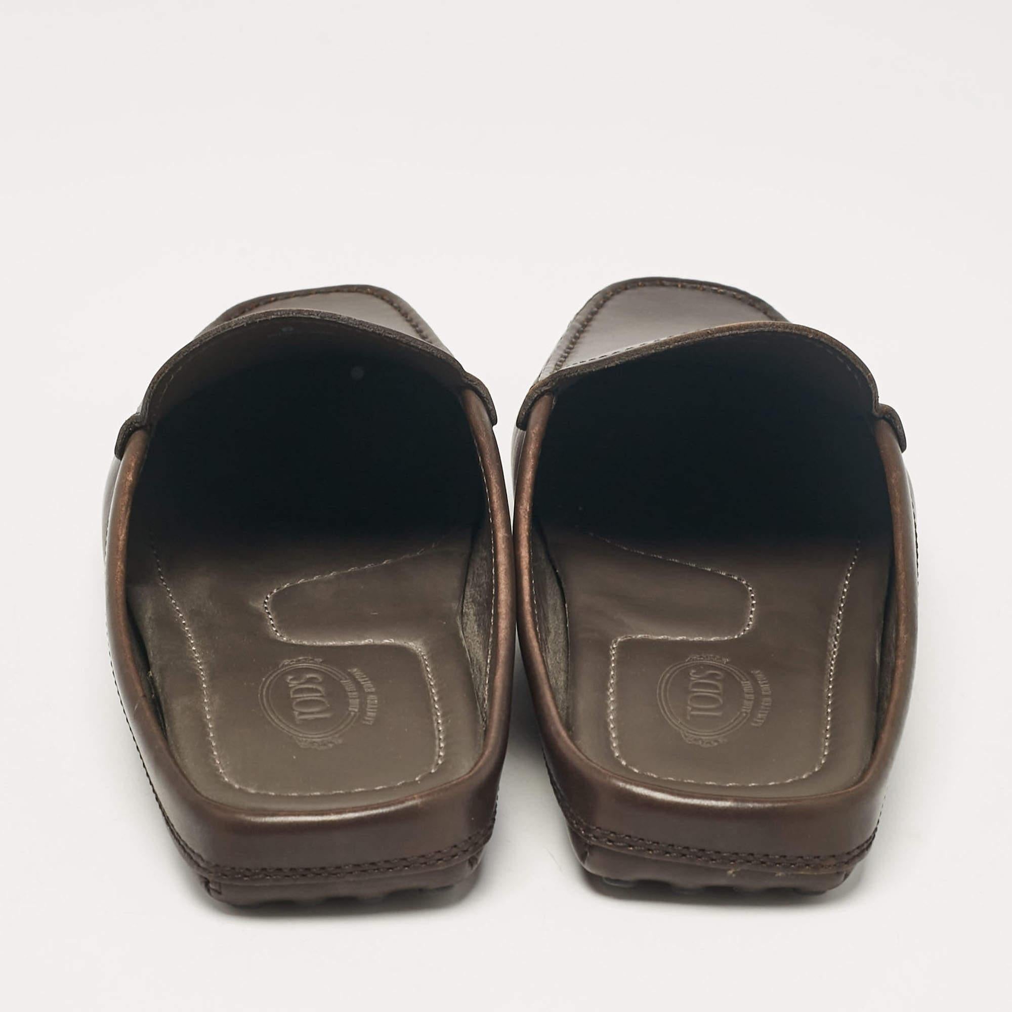 Men's Tod's Brown Leather Mules Size 39.5 For Sale