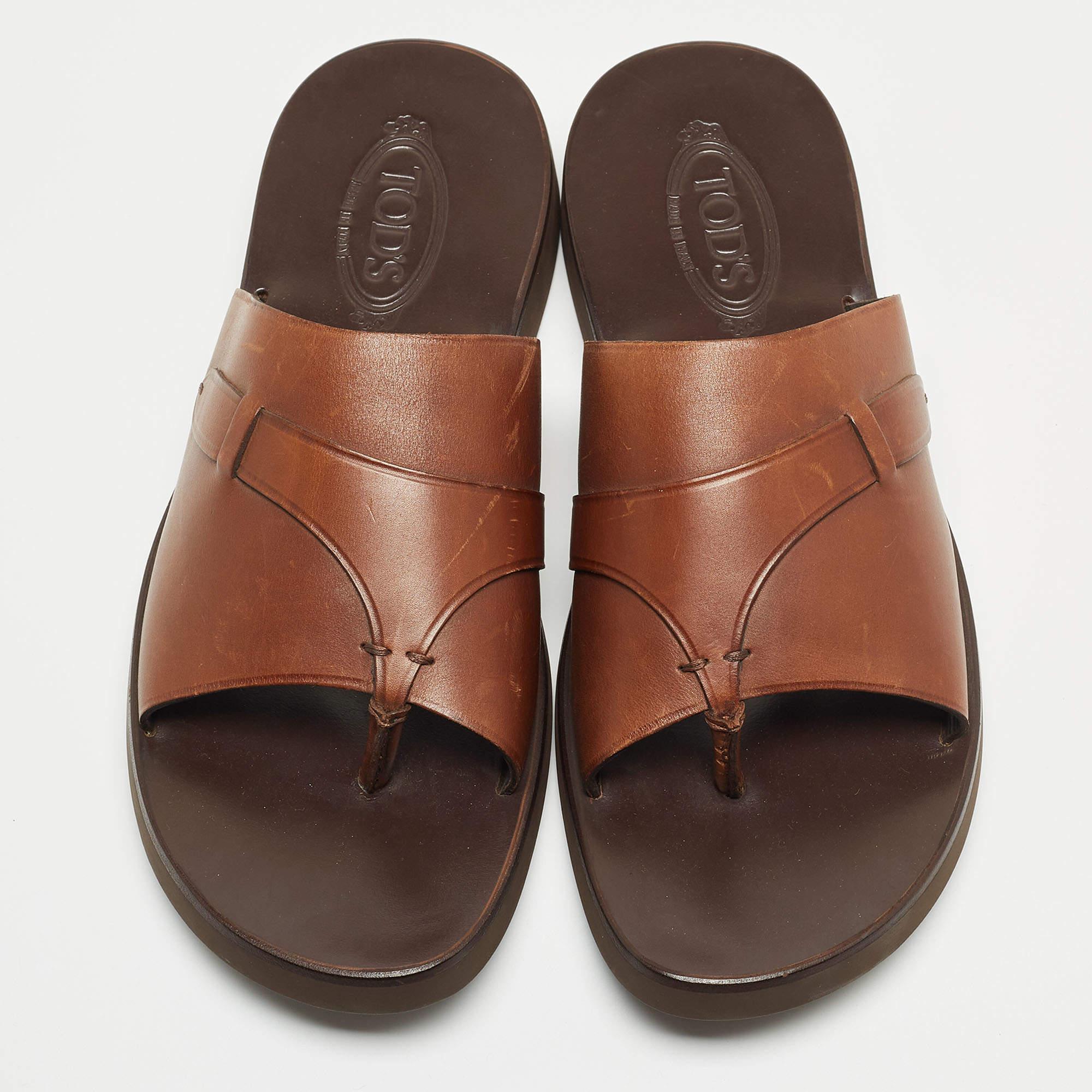 Tod's Brown Leather Slide Sandals Size 45.5 In New Condition For Sale In Dubai, Al Qouz 2
