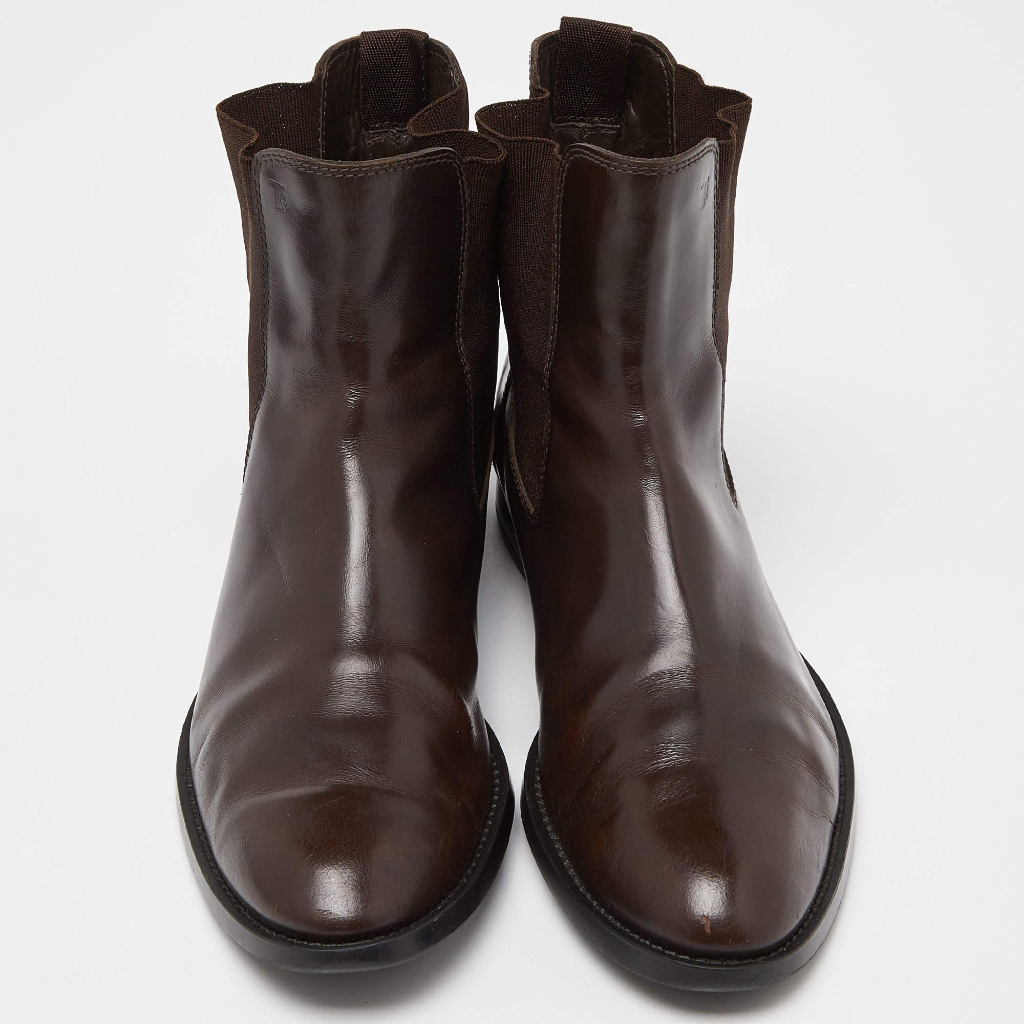 Black Tod's Brown Leather Slip On Ankle Boots Size 39 For Sale
