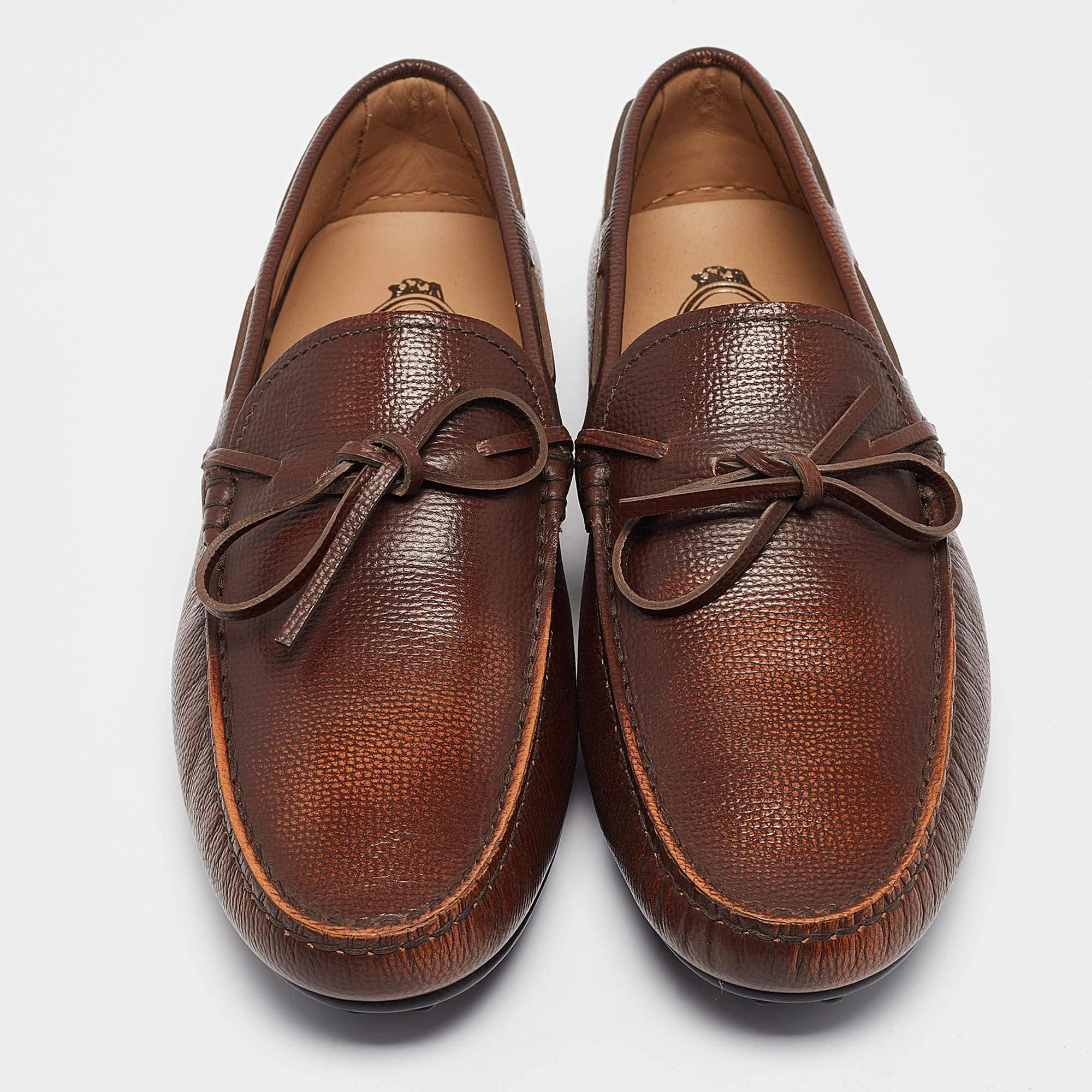 Black Tod's Brown Leather Slip On Loafers Size 39.5 For Sale