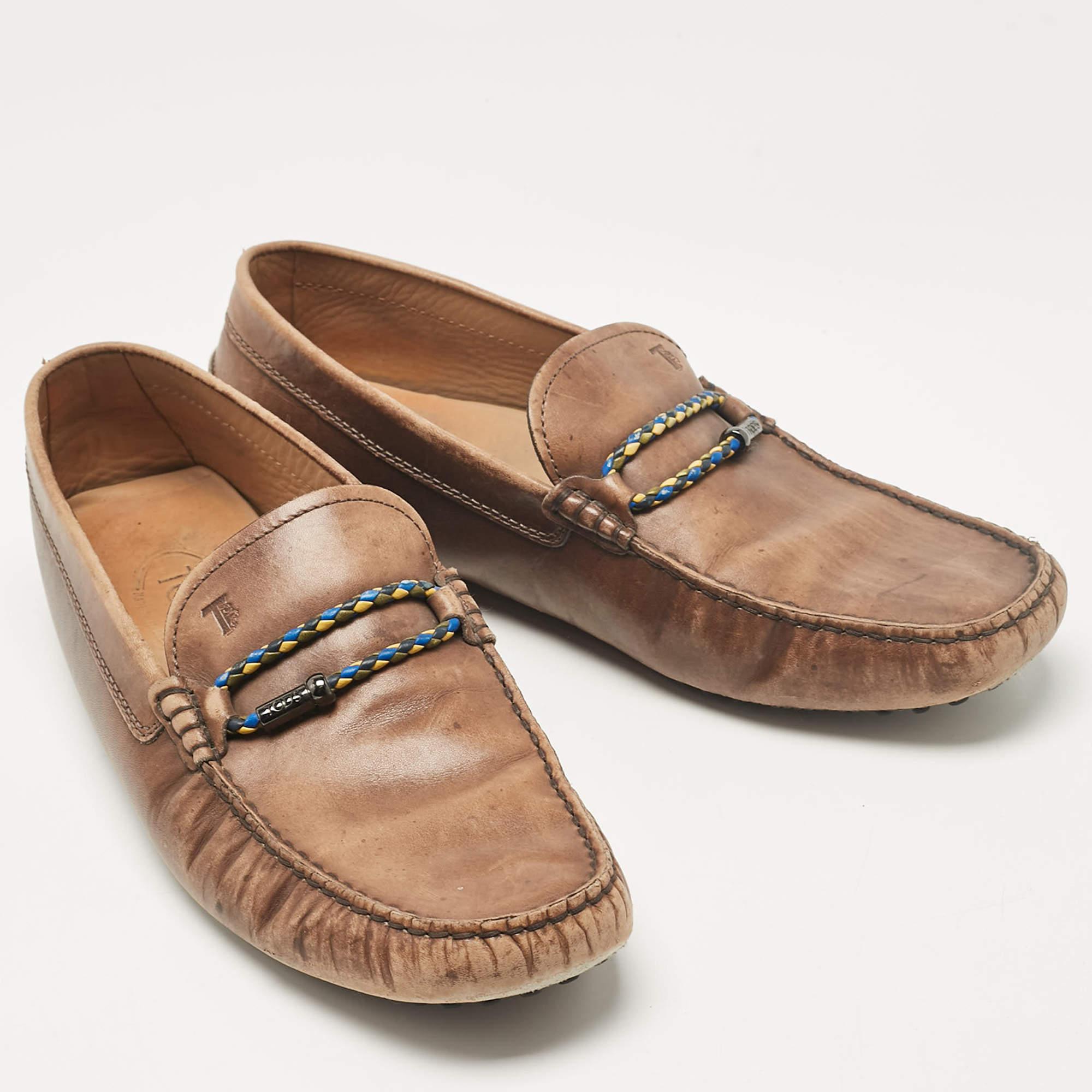 Men's Tod's Brown Leather Slip On Loafers Size 42.5 For Sale