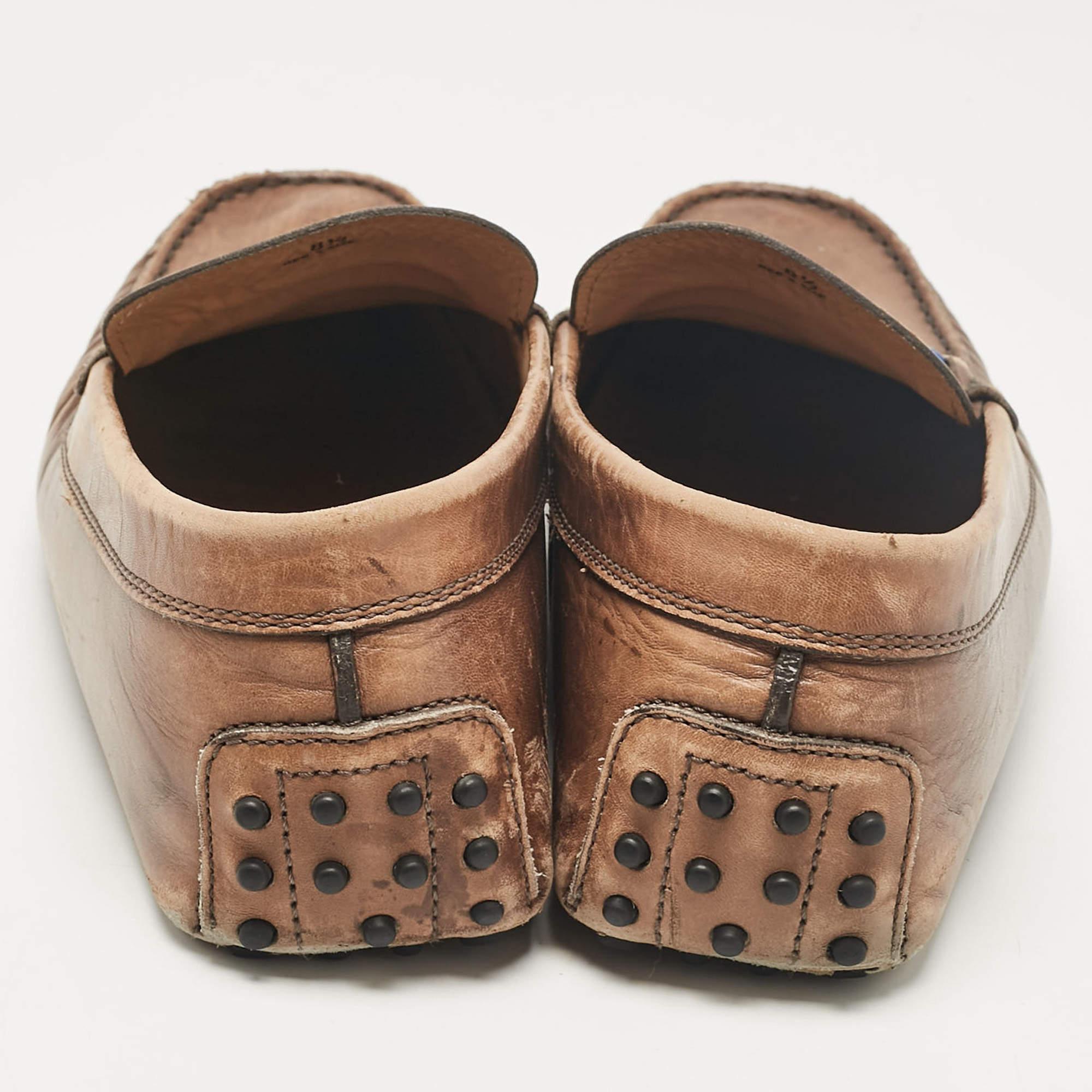 Tod's Brown Leather Slip On Loafers Size 42.5 For Sale 1