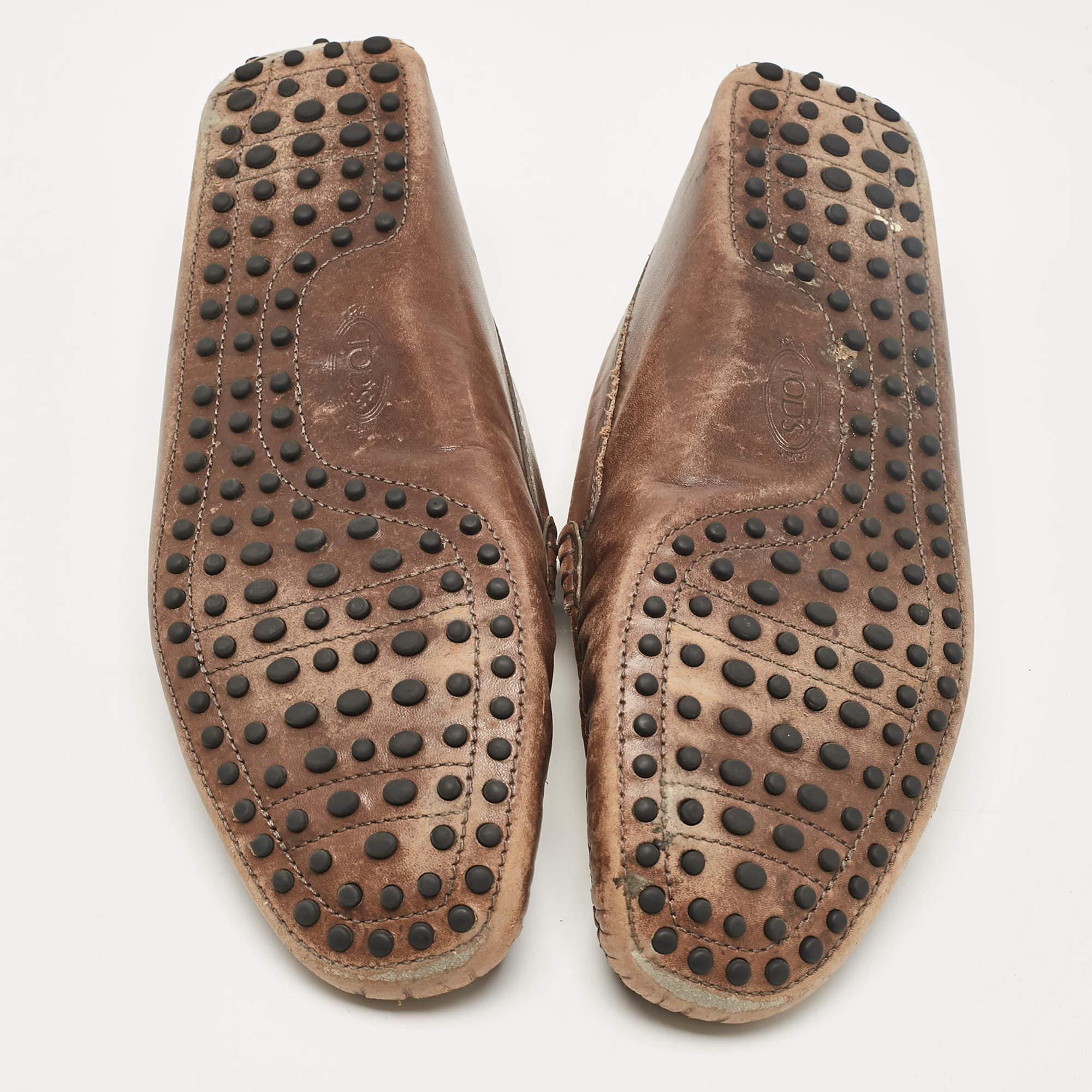 Tod's Brown Leather Slip On Loafers Size 42.5 For Sale 2