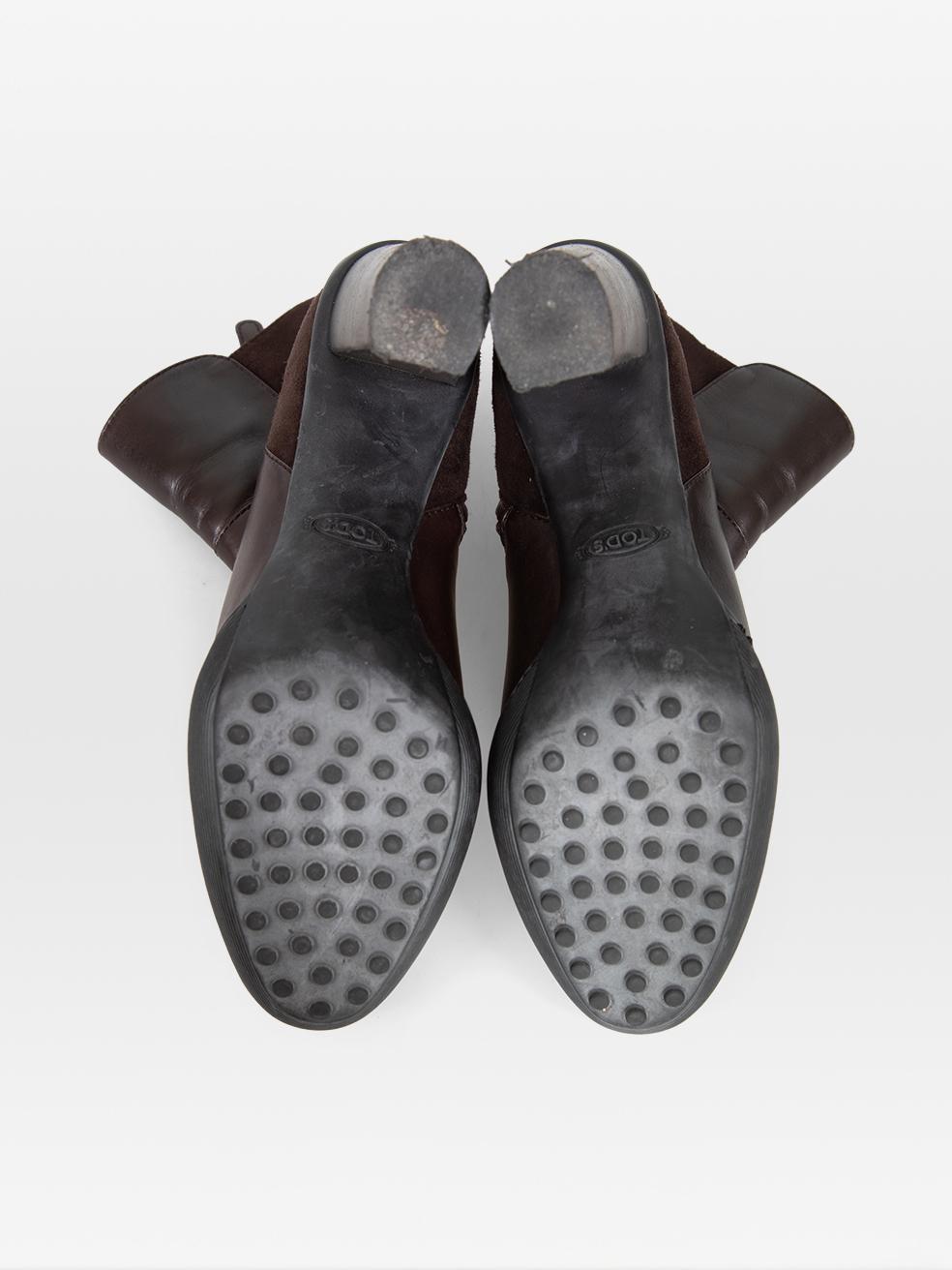 Tod's Bottes en cuir et daim marron Taille IT 37 Excellent état - En vente à London, GB