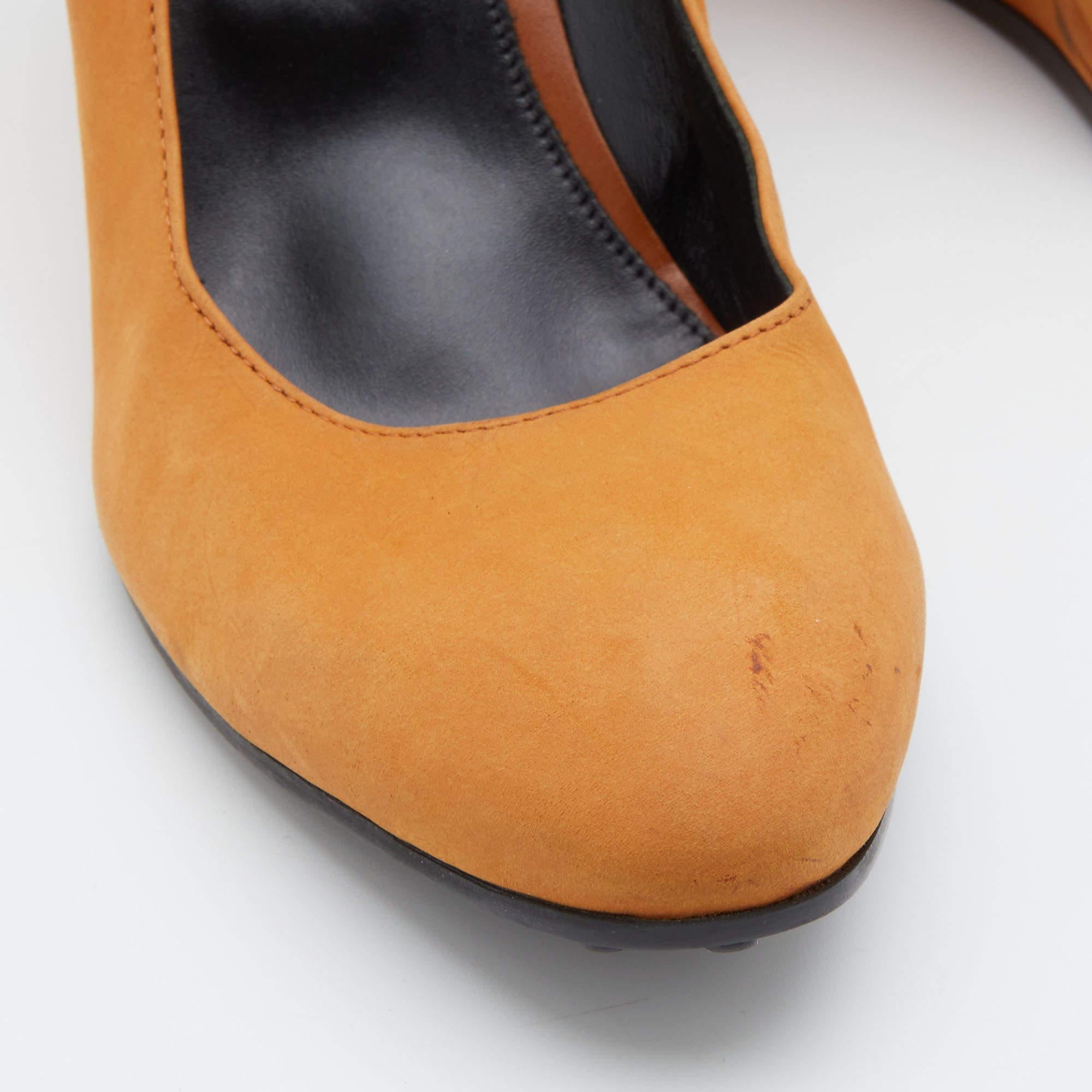 Tod's Brown Nubuck Leather Wedge Pumps Size 39 For Sale 3