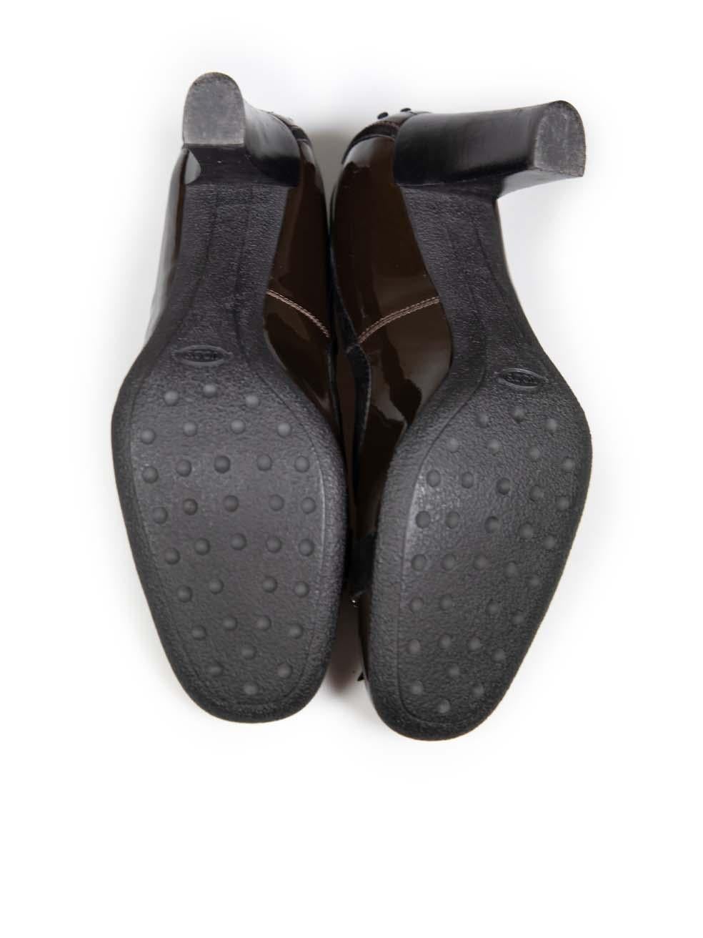 Tod's Brown Patent Leather Loafer Pumps Size IT 38.5 In Good Condition For Sale In London, GB