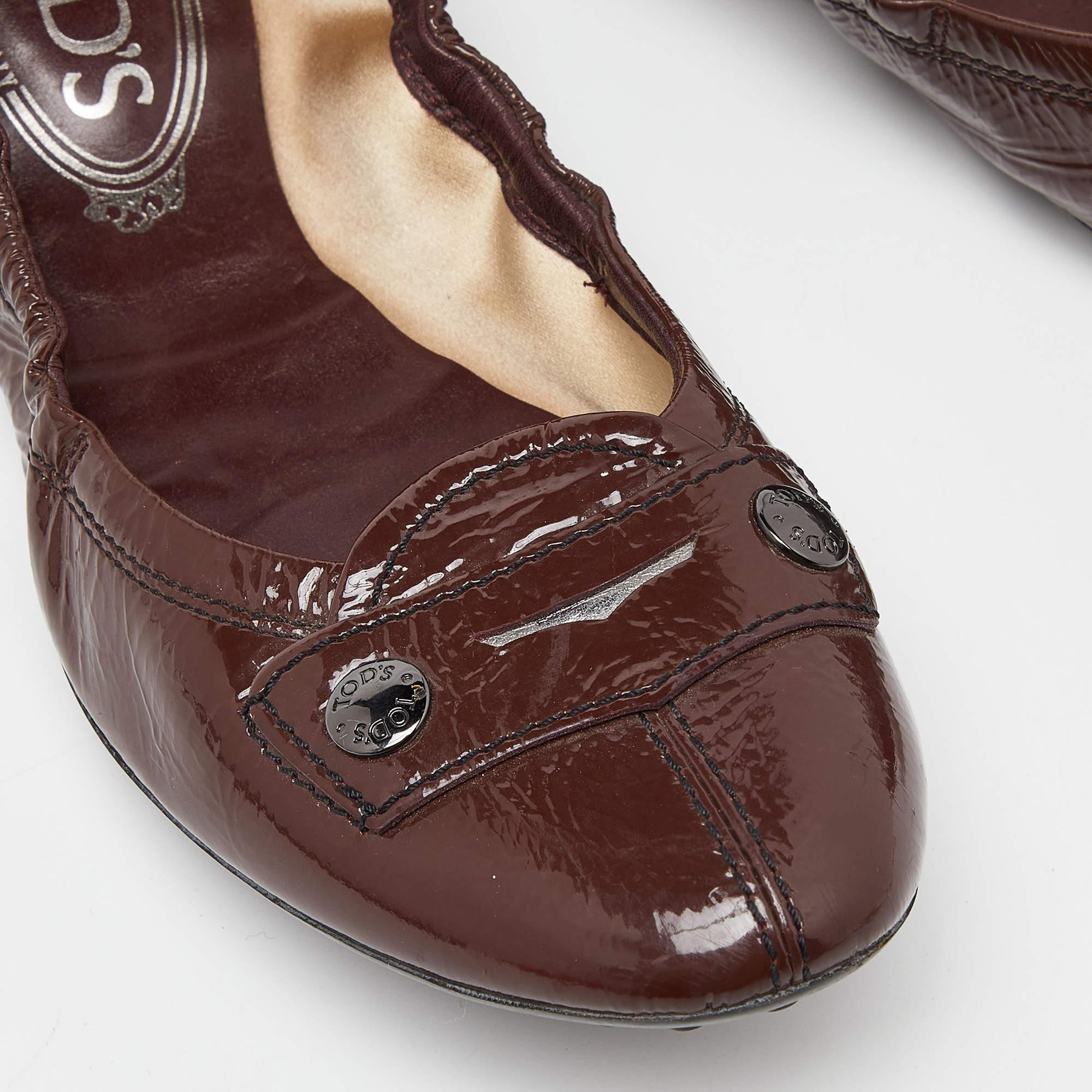 Tod's Brown Patent Leather Scrunch Ballet Flats Size 37 For Sale 3