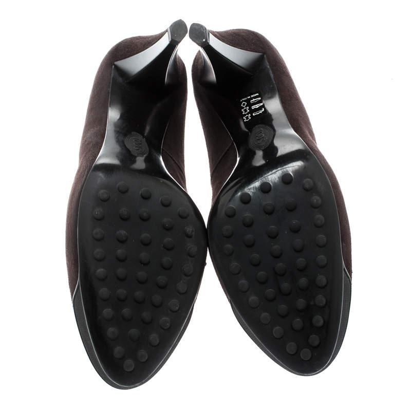 Tod's Pumps in pelle e camoscio marrone con punta a mandorla misura 37,5 In condizioni buone a Dubai, Al Qouz 2
