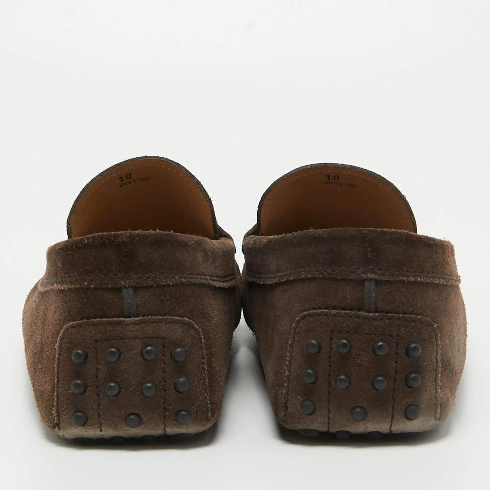Tod's Mocassins en daim Brown Double T Taille 44.5 Pour hommes en vente