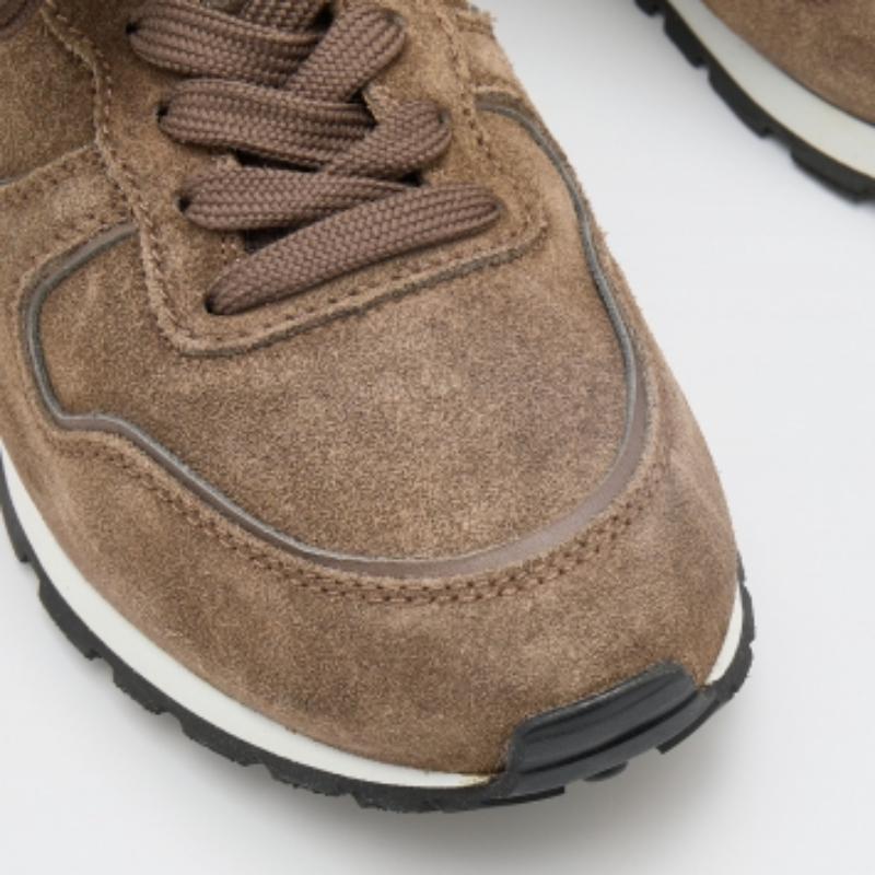 Marron Tod's Brown Suede Low Top Sneakers Size 39.5 en vente