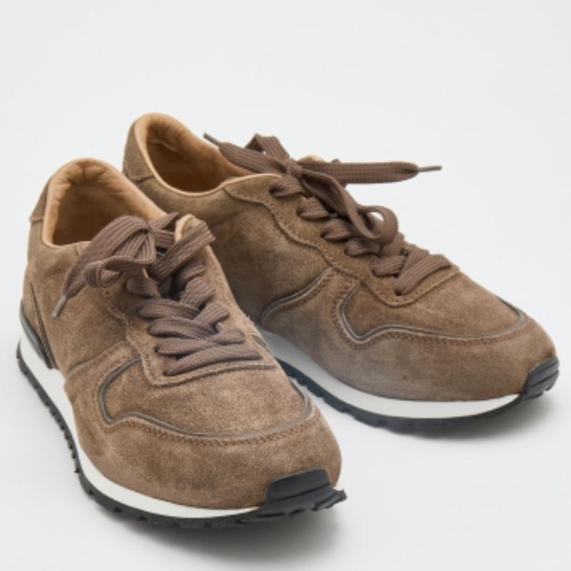 Tod's Brown Suede Low Top Sneakers Size 39.5 Excellent état - En vente à Dubai, Al Qouz 2