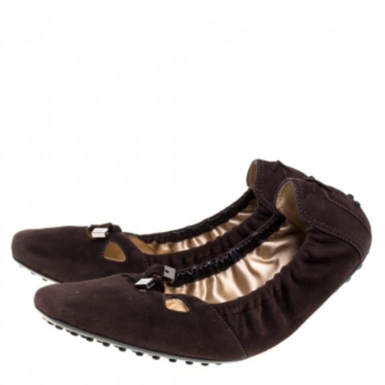 Tod's Brown Suede Scrunch Ballet Flats Size Size 40.5 For Sale 2