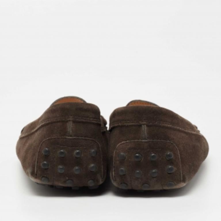 Tod's Mocassins en daim Brown Taille 37 Pour femmes en vente