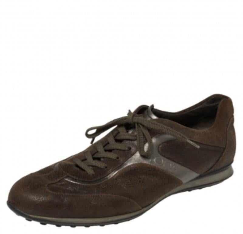 Tod's Brown Textured Suede Leather Low Top Sneakers Size 41 In Fair Condition For Sale In Dubai, Al Qouz 2