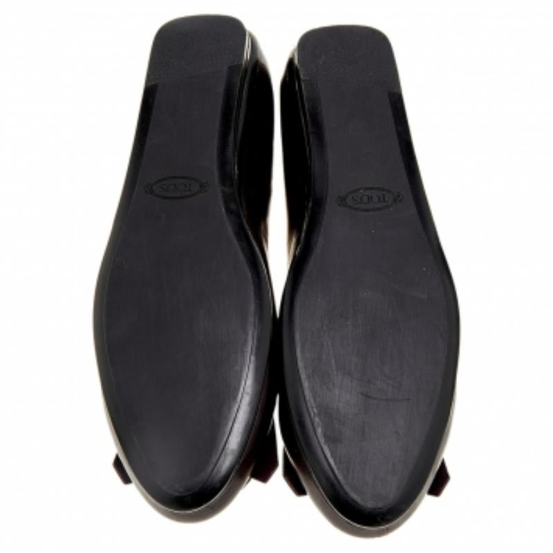 Tod's Ballerines à franges en cuir bordeaux taille 39 Pour femmes en vente