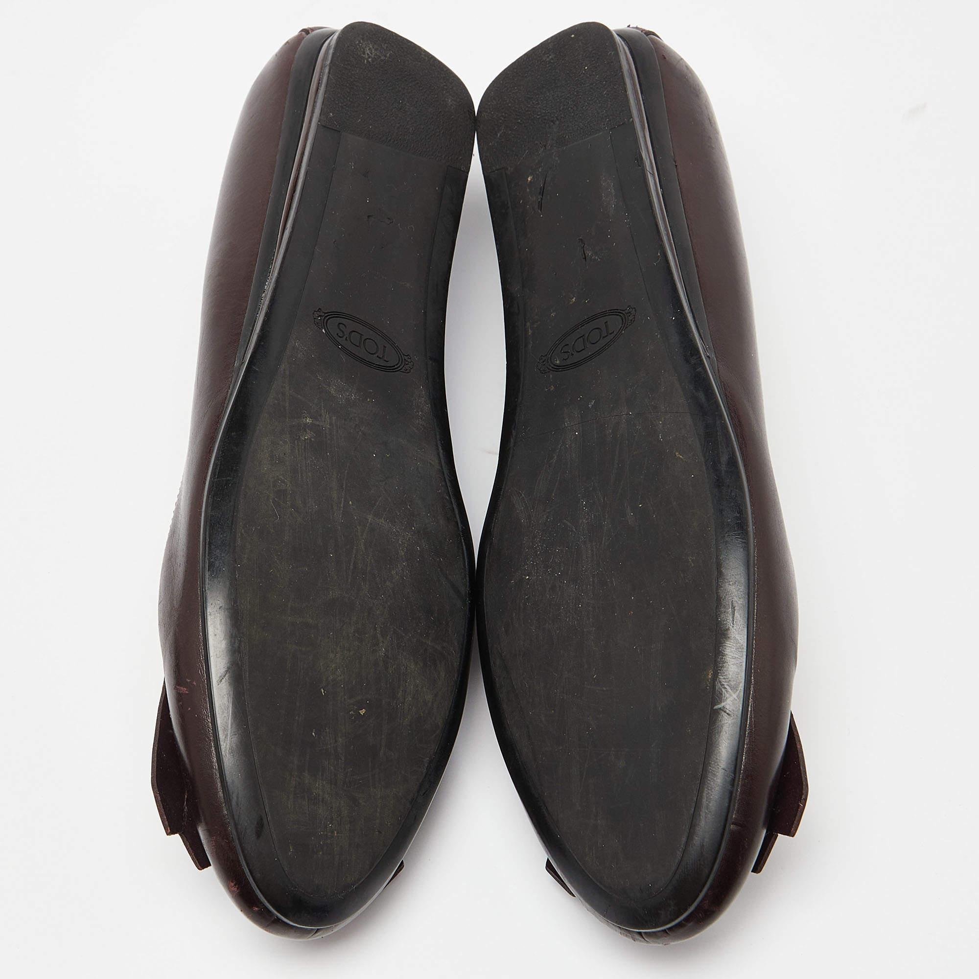 Tod's Burgundy Leather Fringe Detail Ballet Flats Size 38.5 For Sale 1