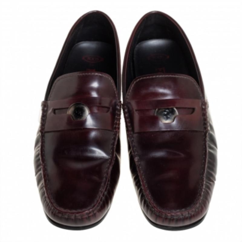 Black Tods Burgundy Leather Slip On Loafers Size 41 For Sale