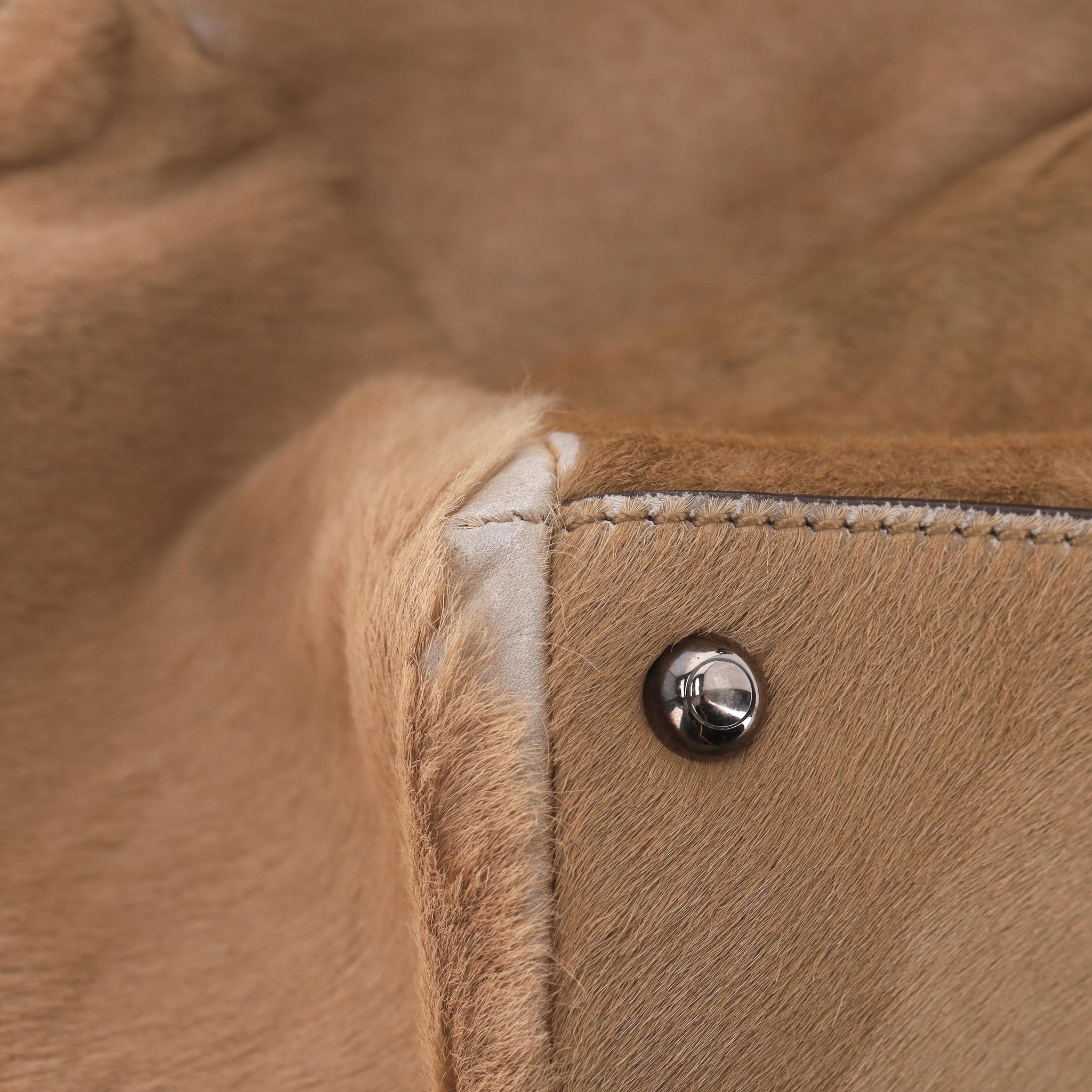 Tod's - Sac patchwork en poils de veau en vente 7