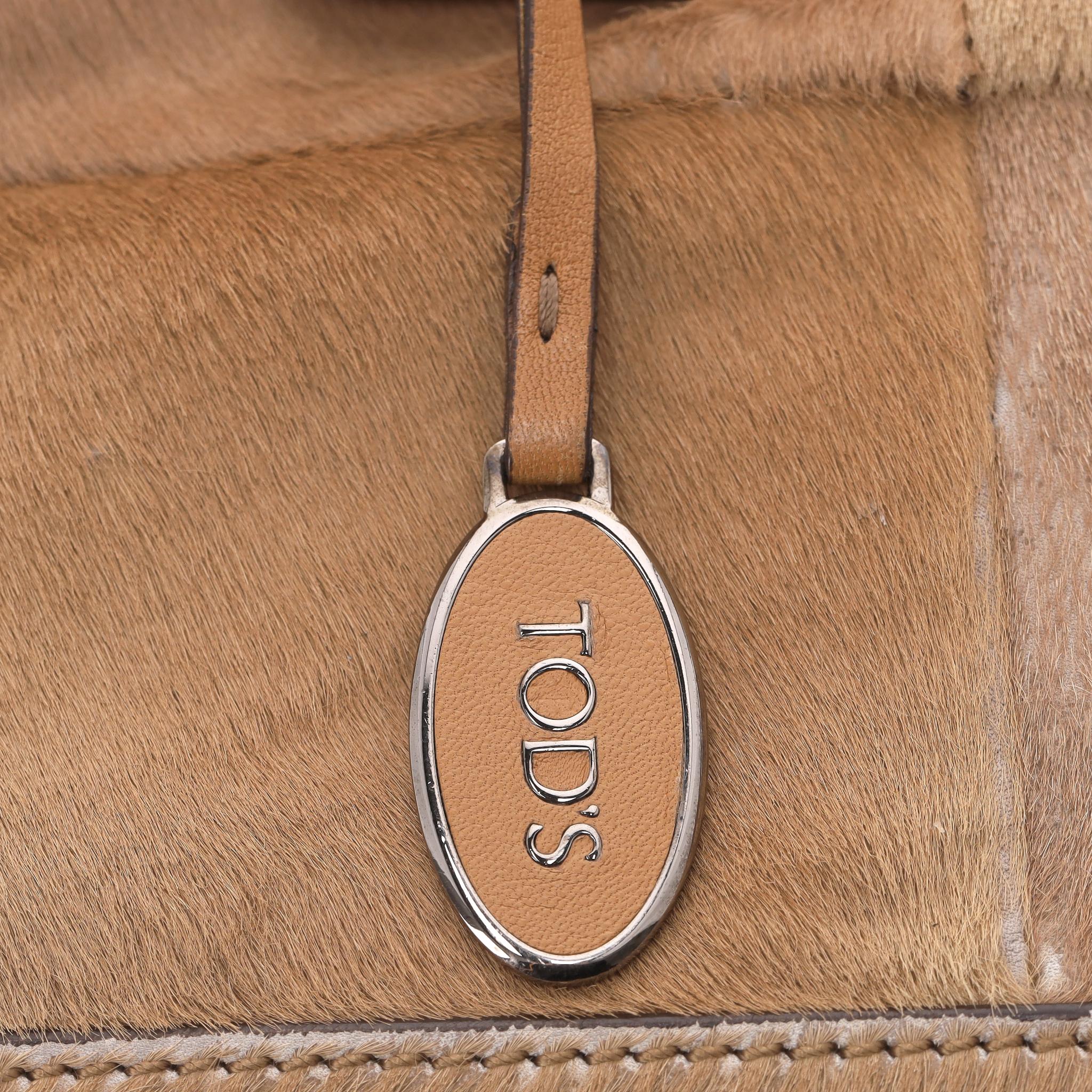 Tod's - Sac patchwork en poils de veau en vente 2