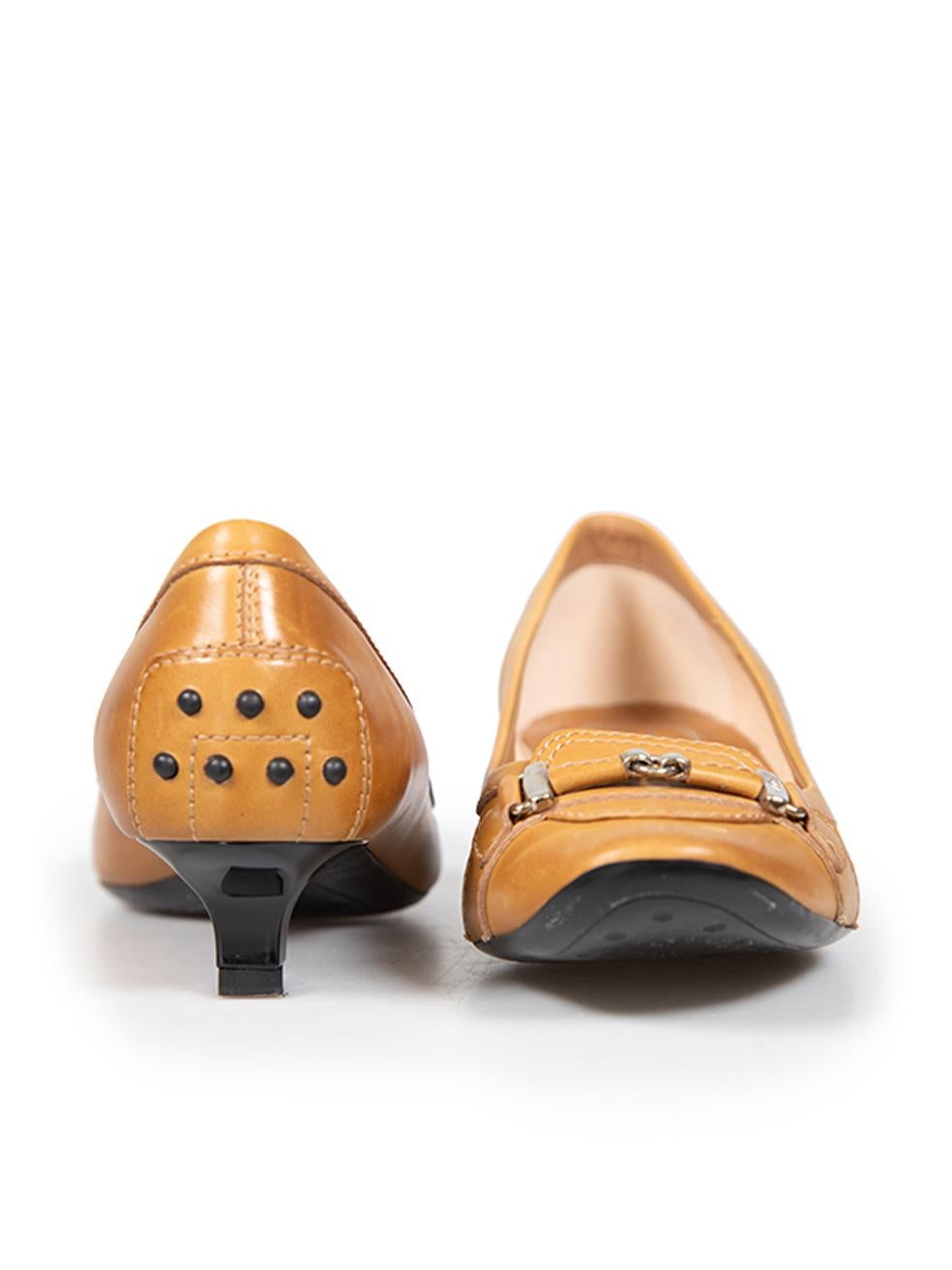 Orange Tod's Camel Leather Kitten Pumps Size IT 37.5 For Sale