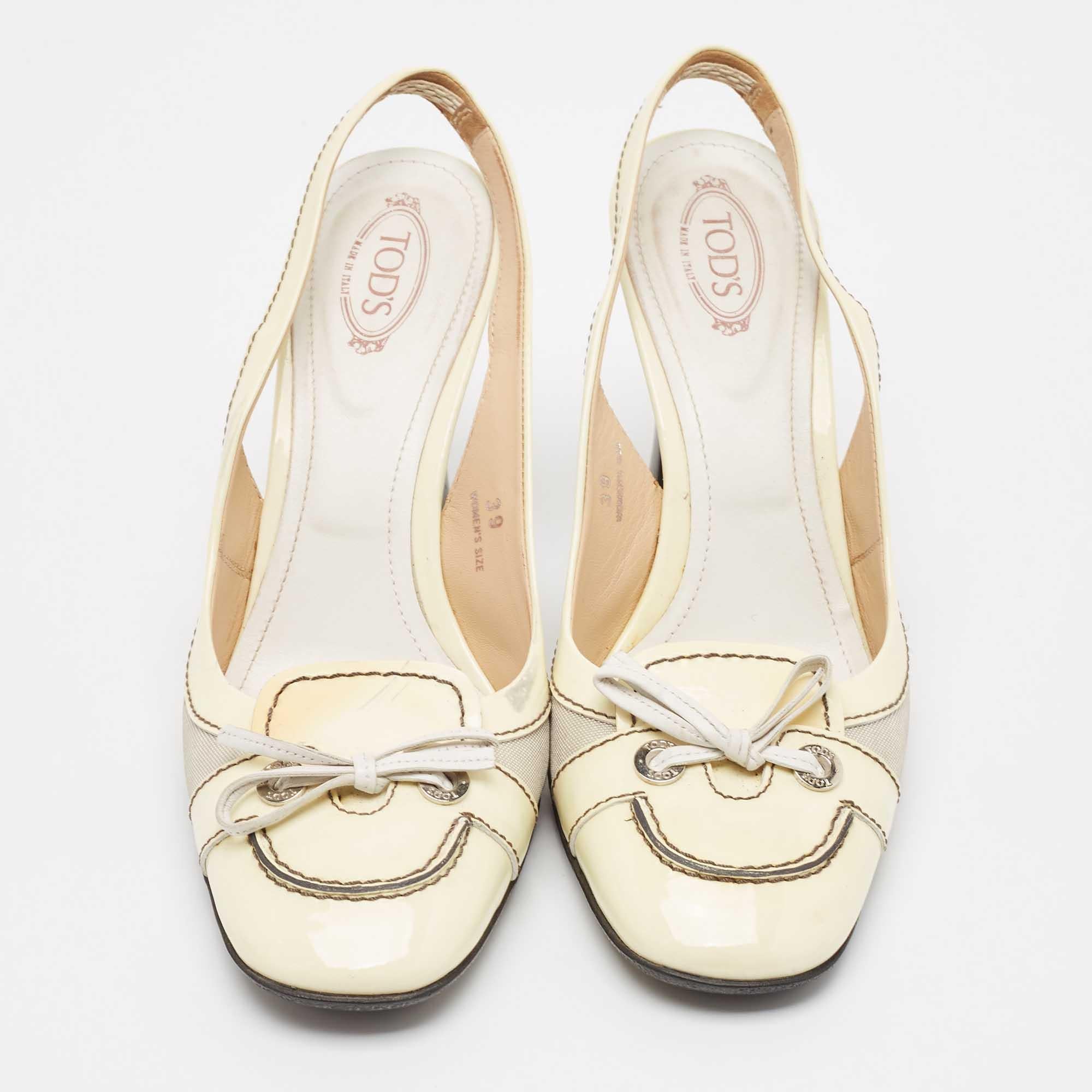 Tod's Cremefarbene Slingback-Pumps aus Lackleder und Stoff mit Schleife Größe 39 (Beige) im Angebot