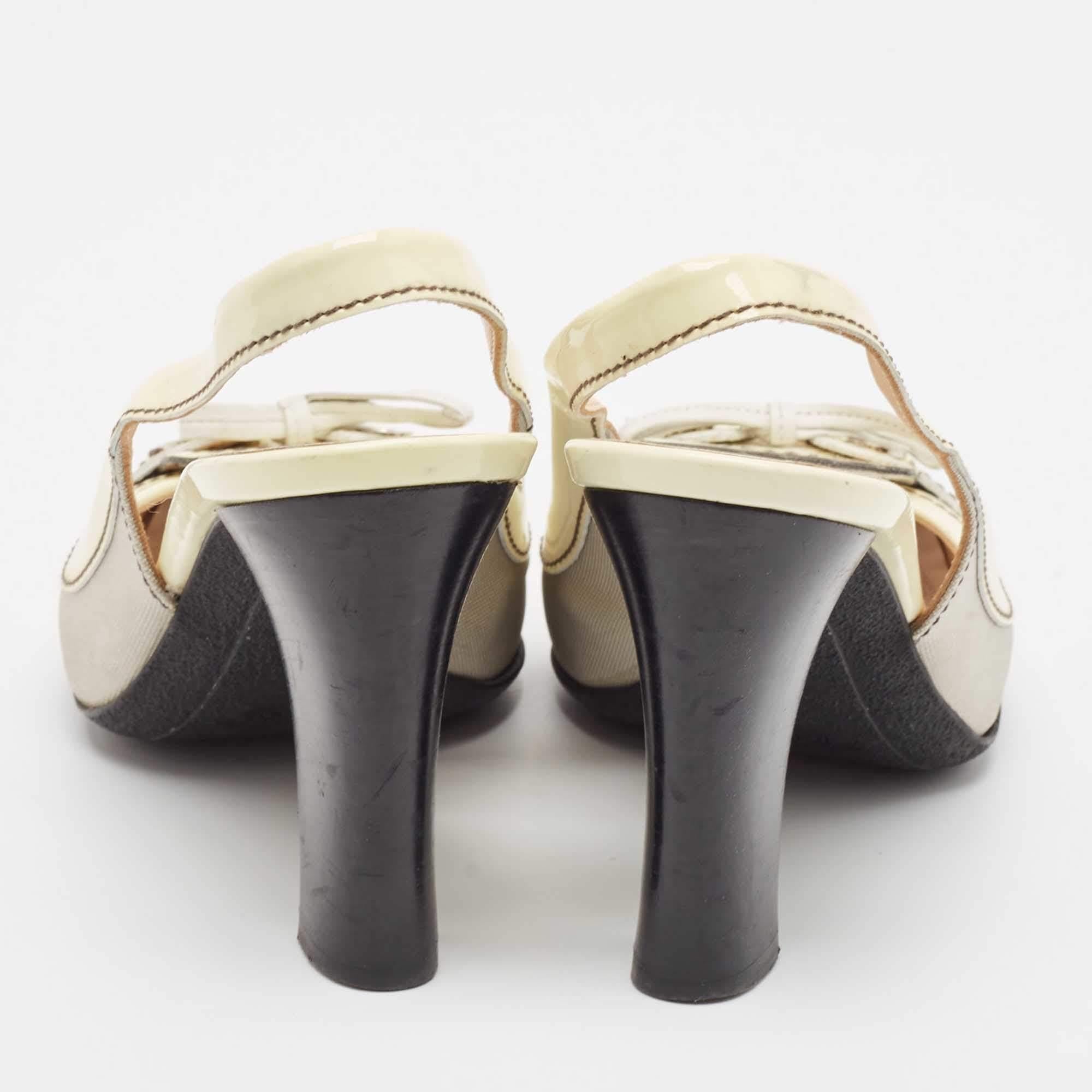 Tod's Cremefarbene Slingback-Pumps aus Lackleder und Stoff mit Schleife Größe 39 Damen im Angebot