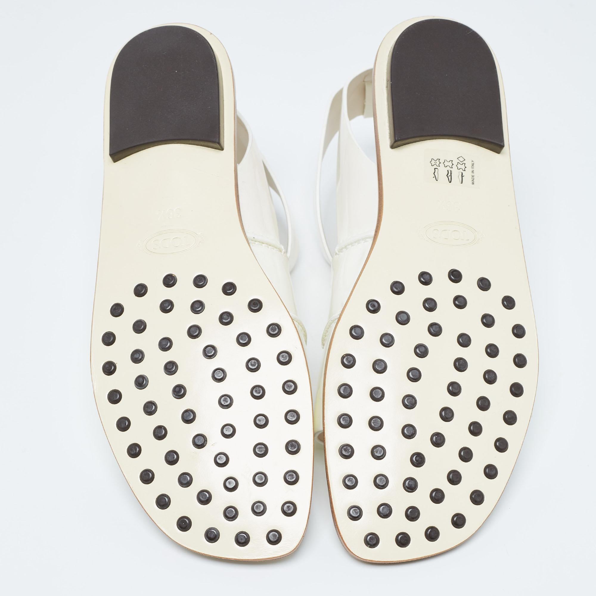 Tod's Cream Patent Leather Cross Strap Flat Sandals Size 36.5 For Sale 1