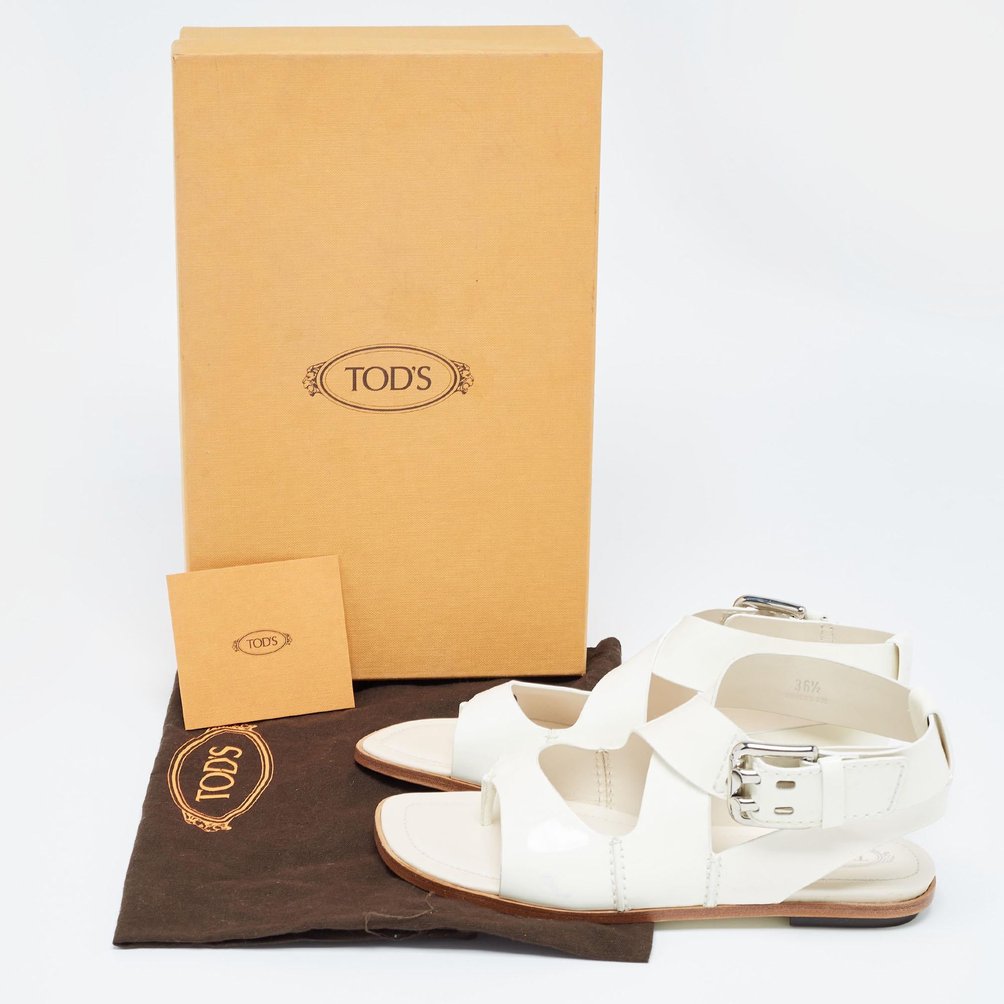 Tod's Cream Patent Leather Cross Strap Flat Sandals Size 36.5 For Sale 4