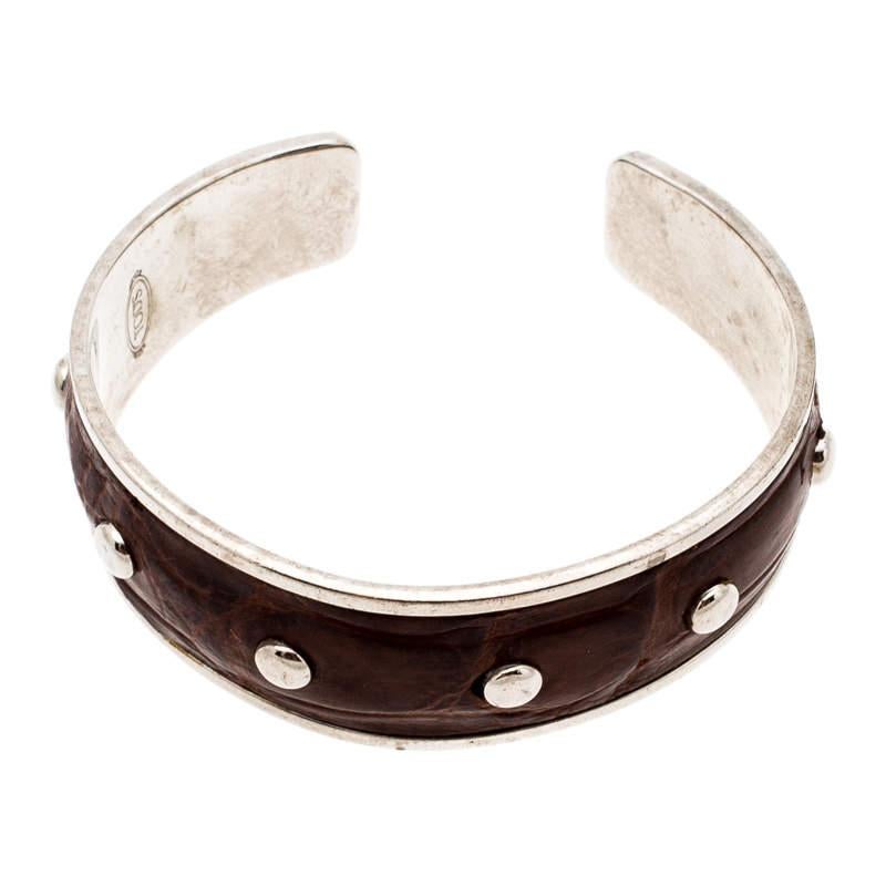 Tod's Dark Brown Embossed Leather Studded Silver Tone Narrow Cuff Bracelet For Sale 1