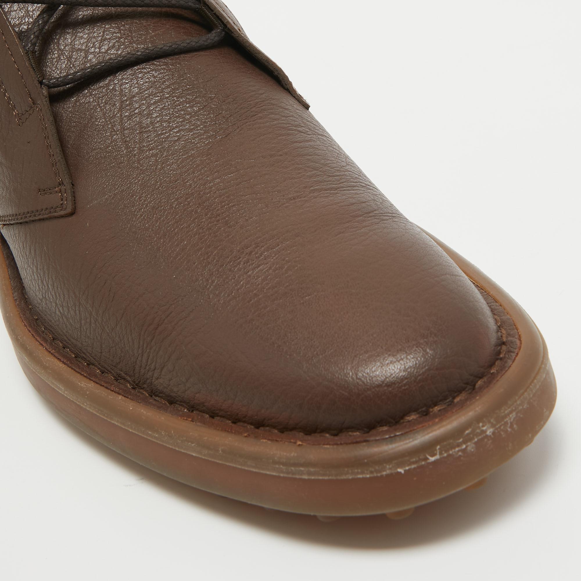Tod's Dark Brown Leather Chukka Boots Size 45.5 In Excellent Condition For Sale In Dubai, Al Qouz 2