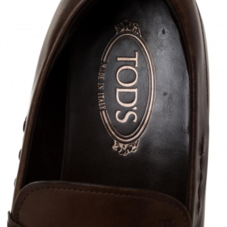 Tod's Dark Brown Leather Penny Loafers Size 42 For Sale 1