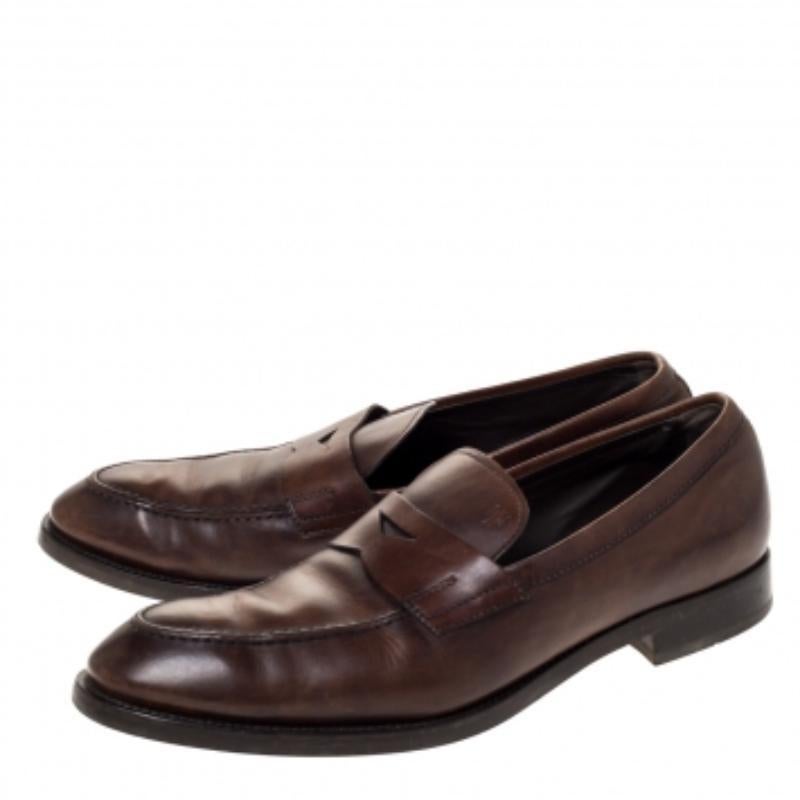 Tod's Dunkel Brown Leder Penny Loafers Größe 42.5 im Angebot 2