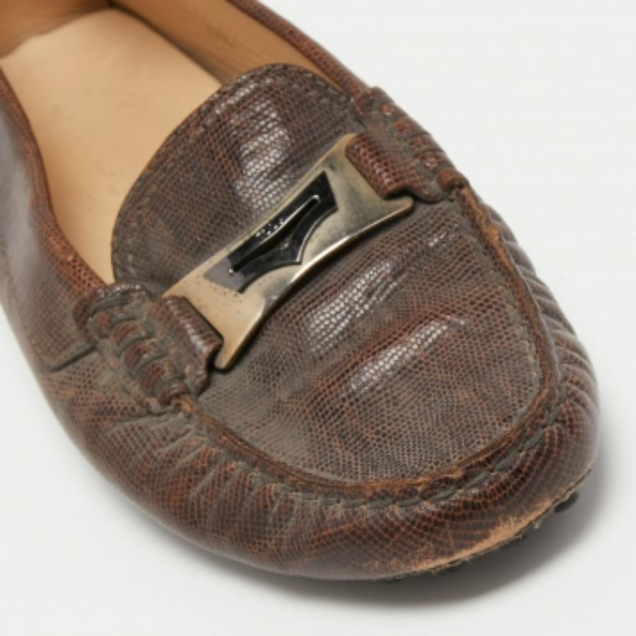 Tod's Dunkelbraun Eidechse geprägte Leder Driver Loafers Größe 37.5 (Schwarz) im Angebot