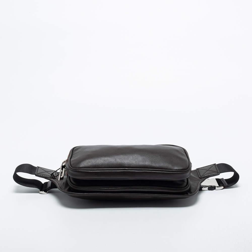 Tod's Dark Brown/Neon Green Leather Zip Waist Belt Bag In New Condition In Dubai, Al Qouz 2