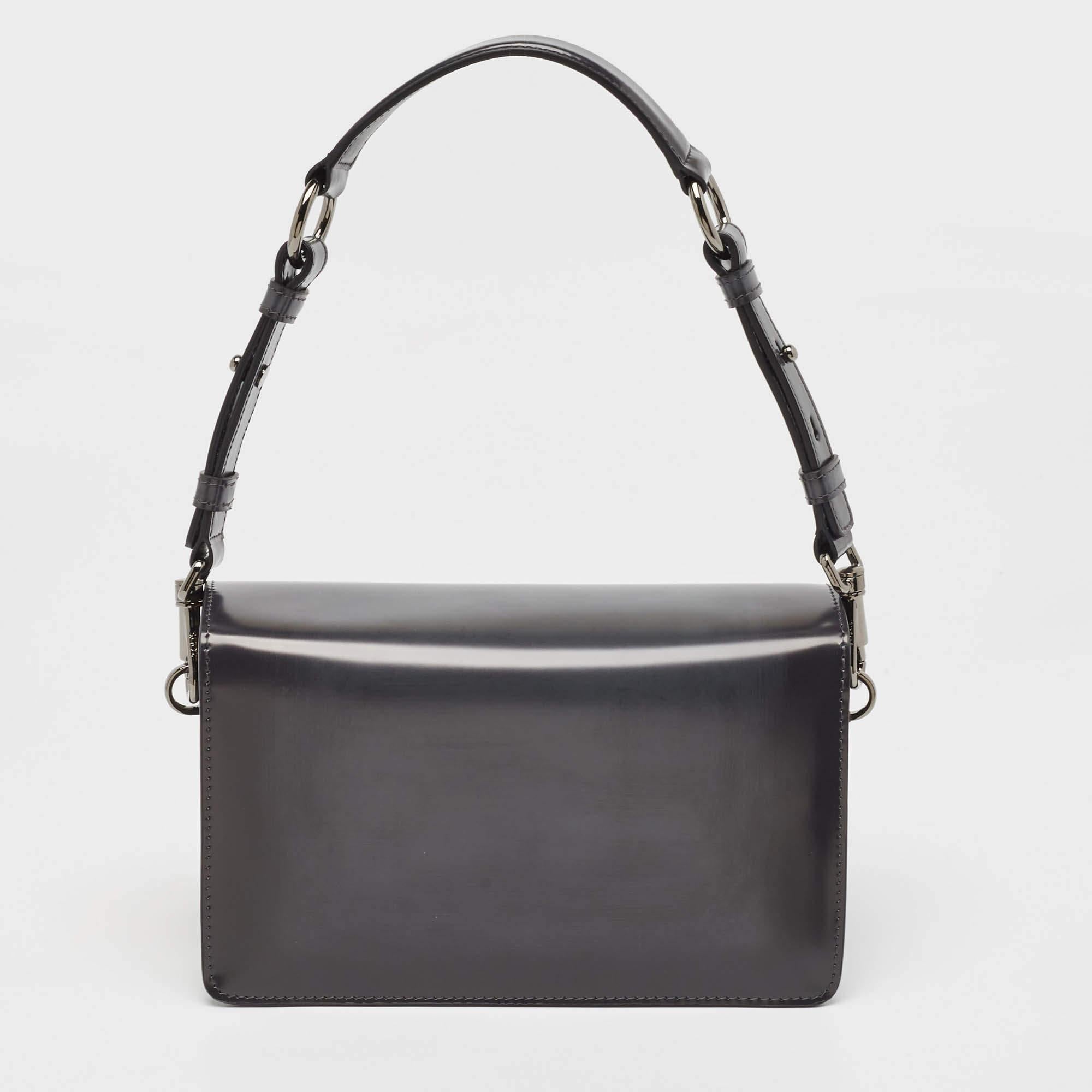 Tod's Dark Grey Leather Mini T Timeless Shoulder Bag In New Condition For Sale In Dubai, Al Qouz 2